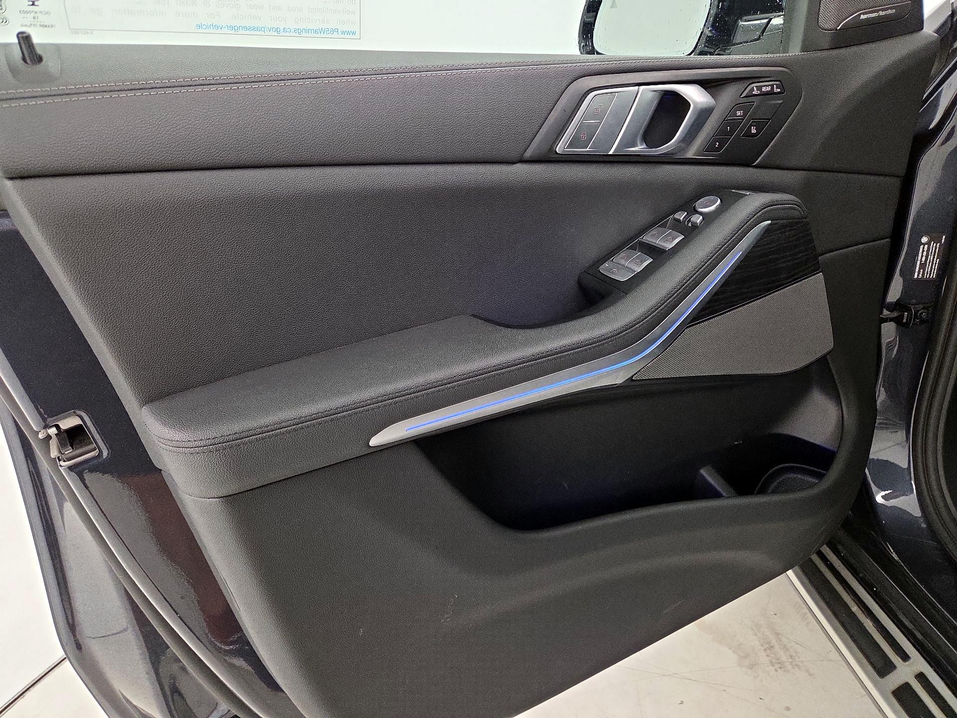 Thumbnail: 2020 BMW X7 - 12