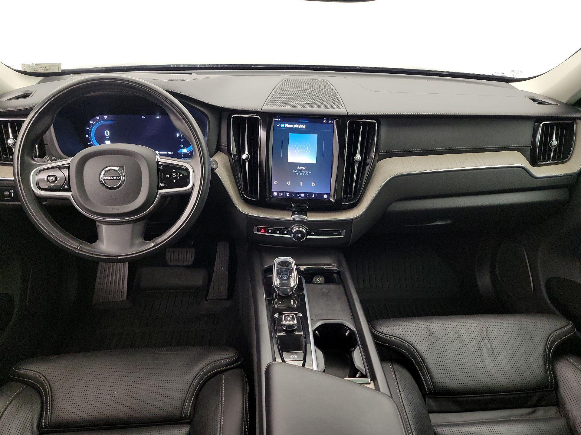 Thumbnail: 2022 Volvo XC60 - 9