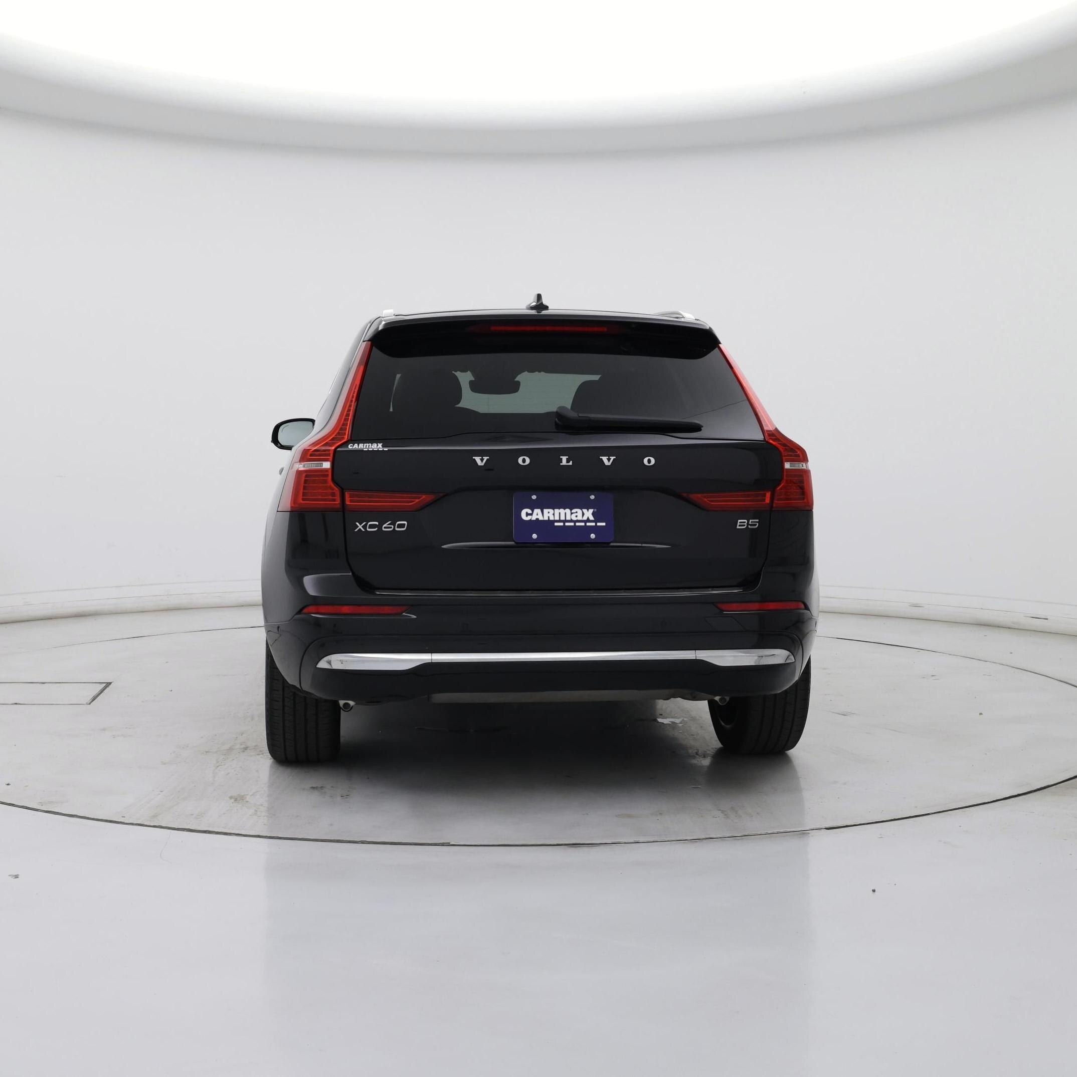 Thumbnail: 2022 Volvo XC60 - 6