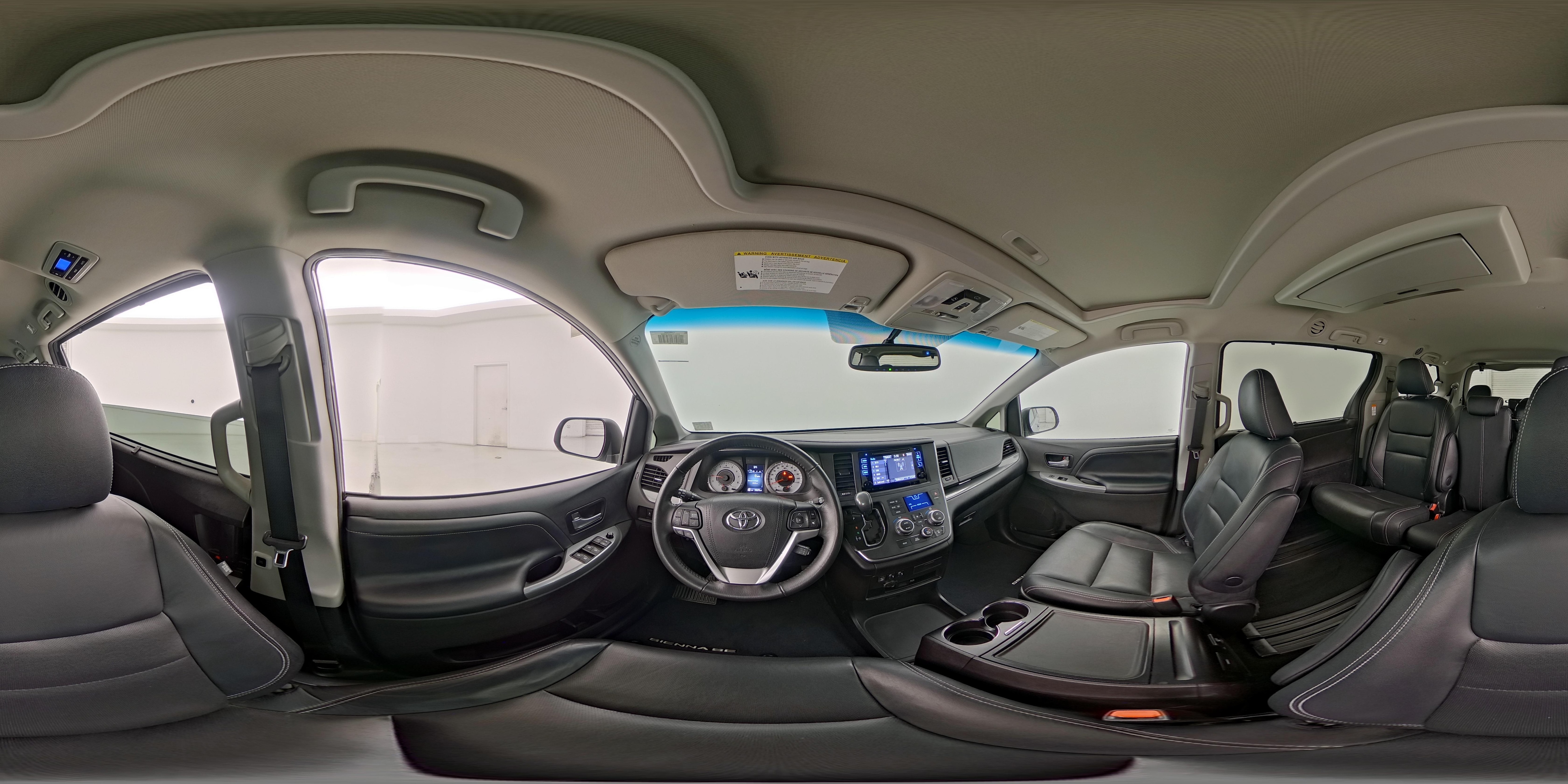 2017 Toyota Sienna SE Premium - Photo 30