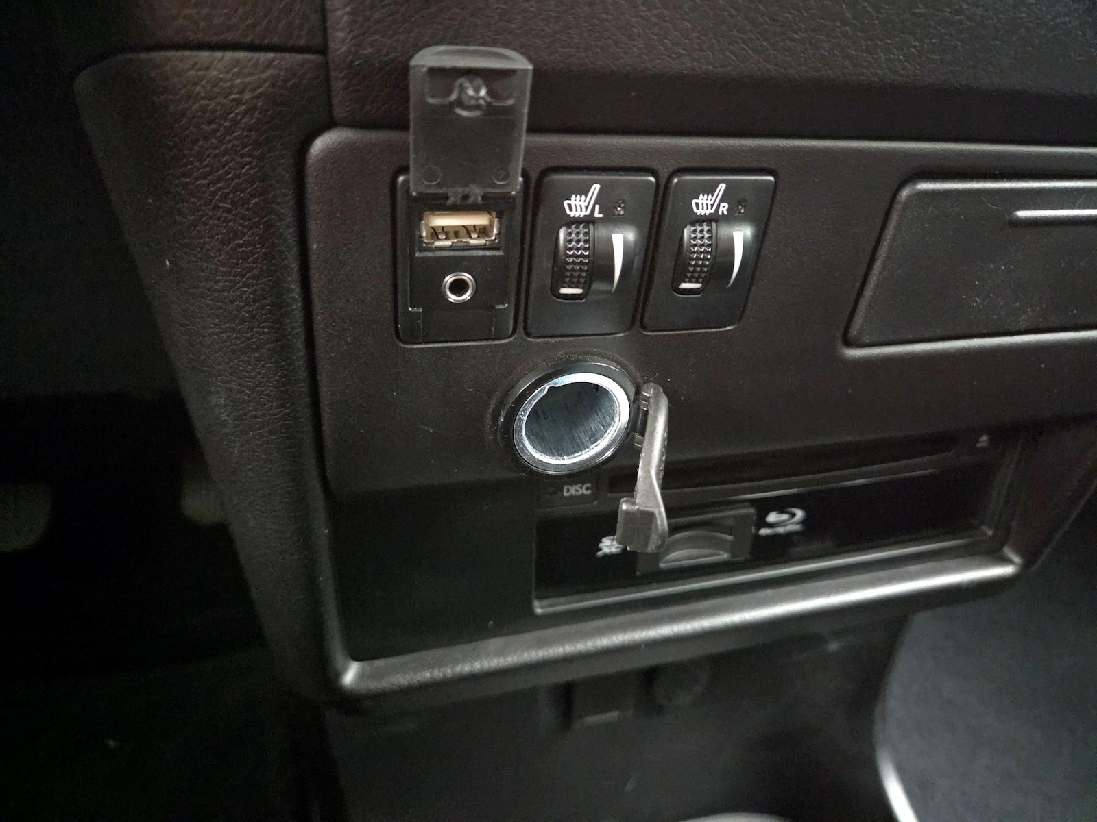 2017 Toyota Sienna SE Premium - Photo 20