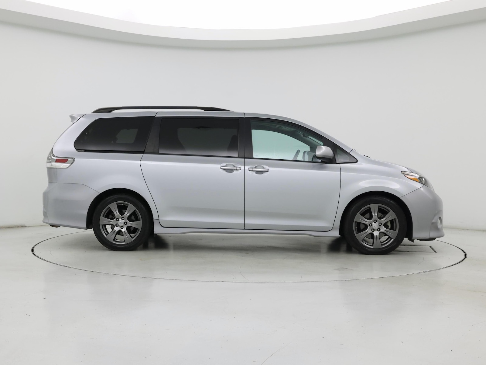 2017 Toyota Sienna SE Premium - Photo 8