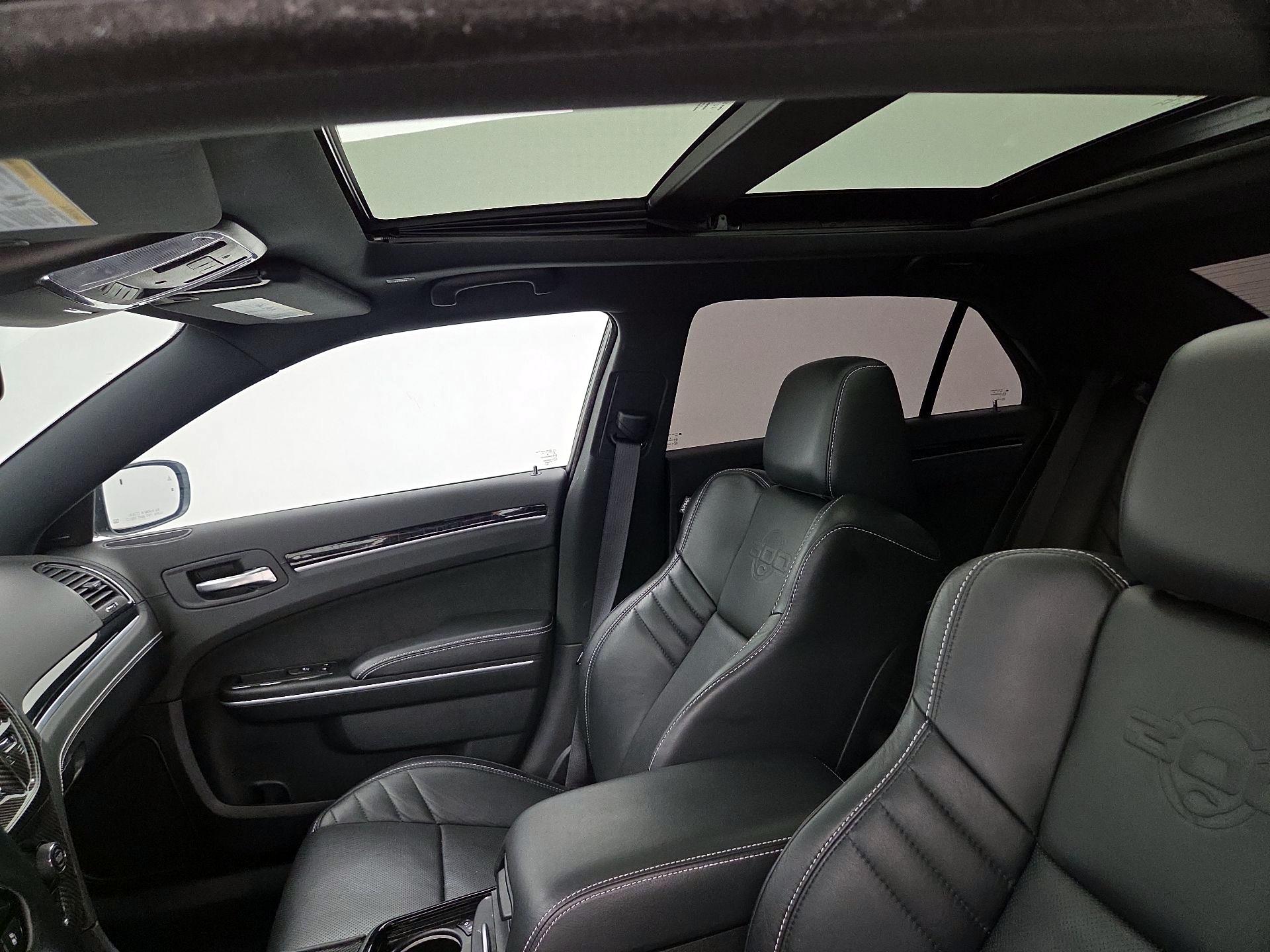 Thumbnail: 2023 Chrysler 300 - 20