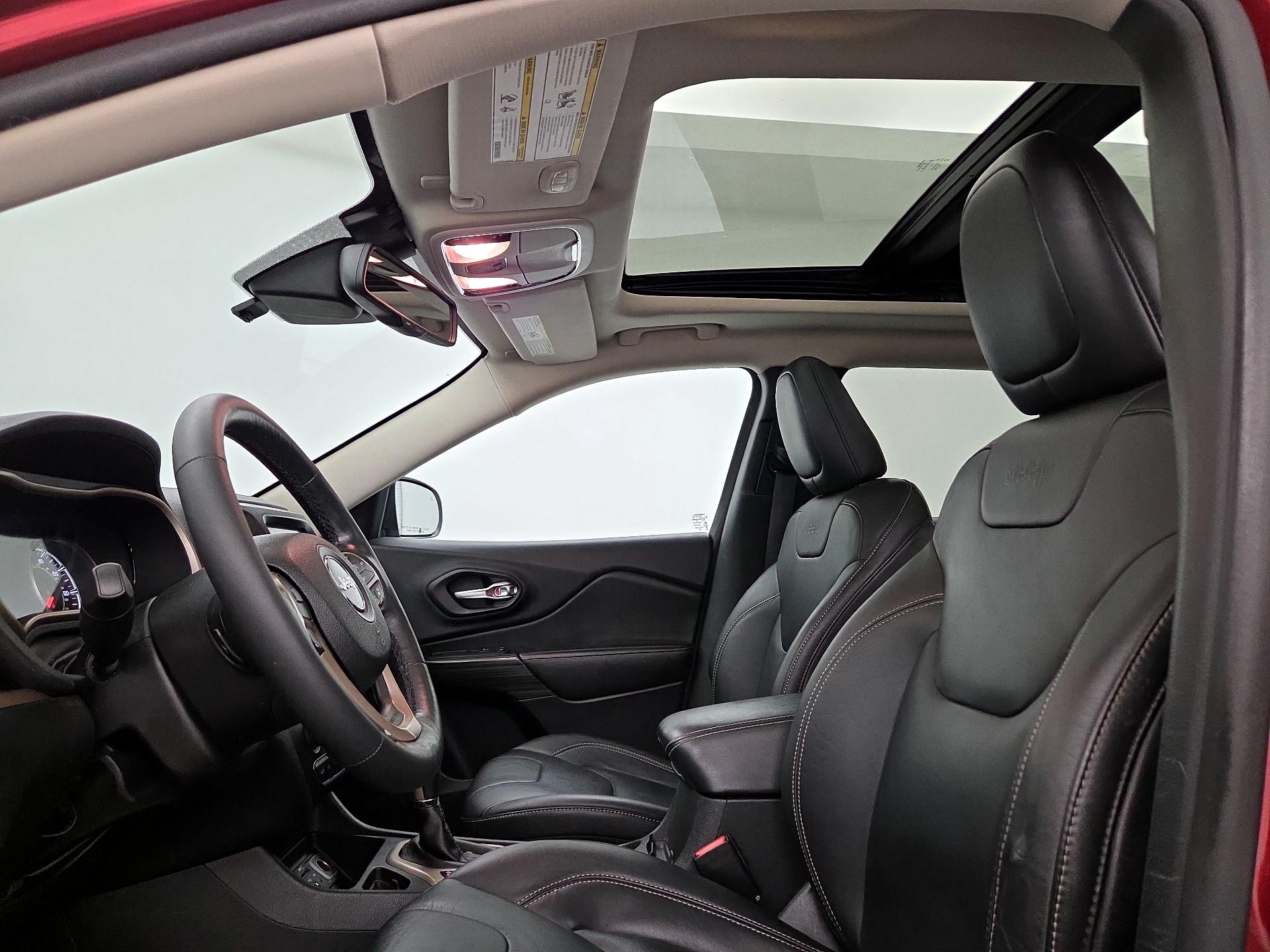 Thumbnail: 2014 Jeep Cherokee - 20