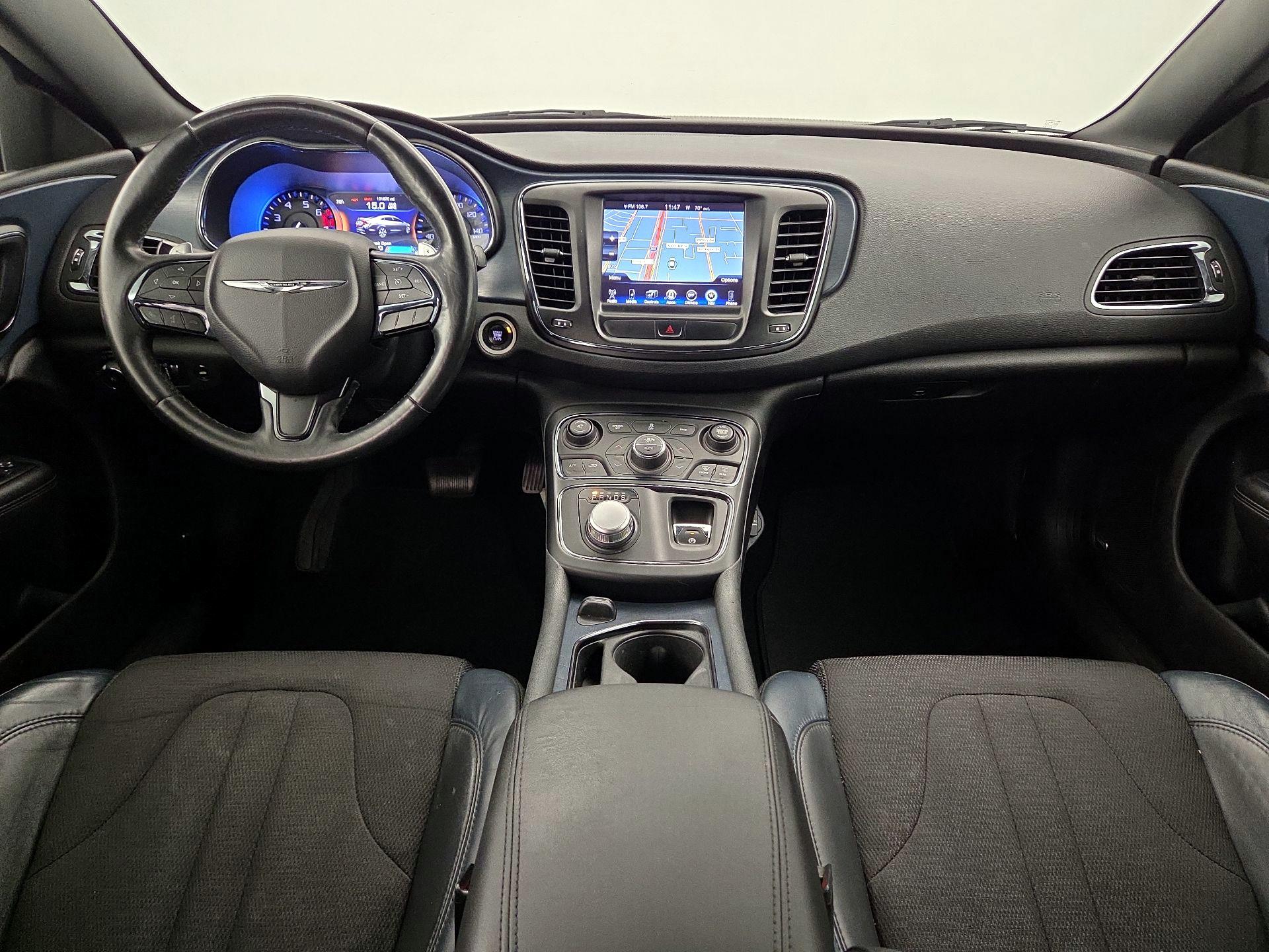 Thumbnail: 2015 Chrysler 200 - 9