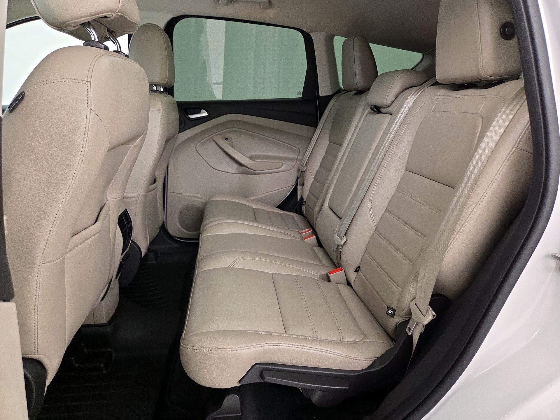 Thumbnail: 2017 Ford Escape - 20