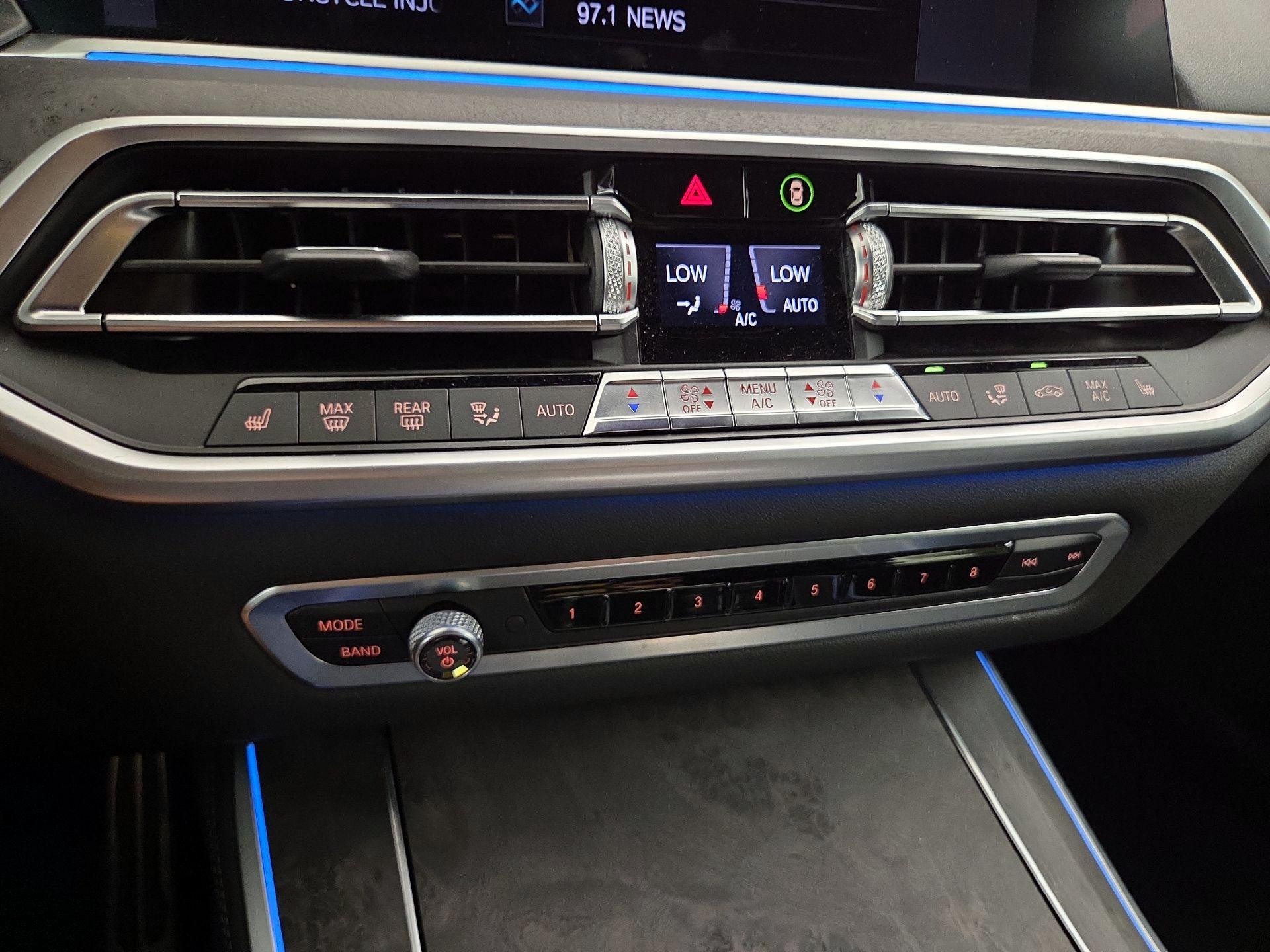 Thumbnail: 2021 BMW X5 - 17