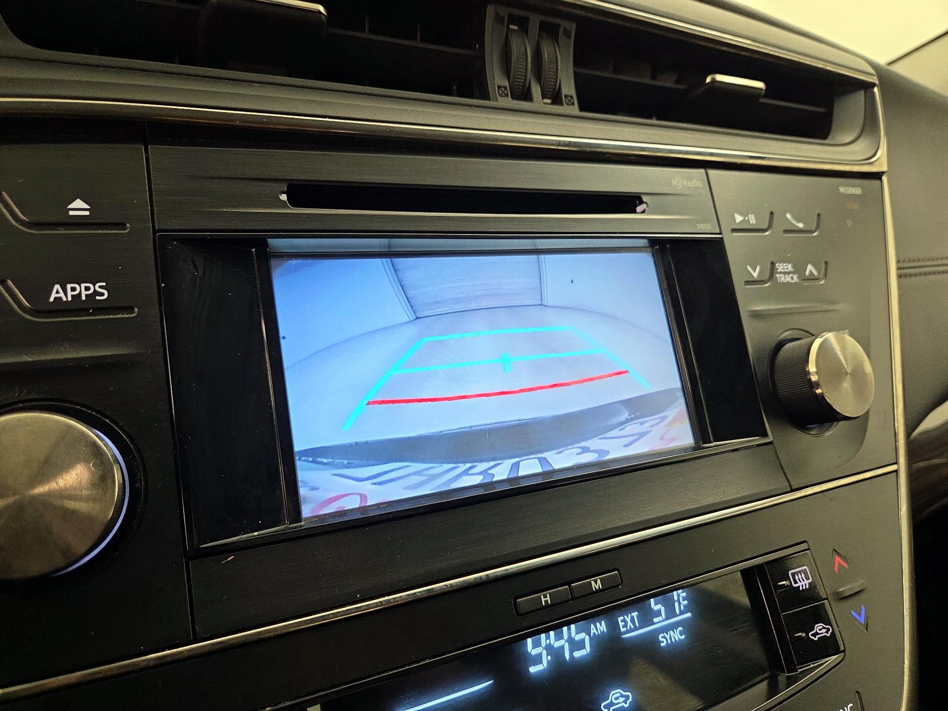 Thumbnail: 2015 Toyota Avalon - 14