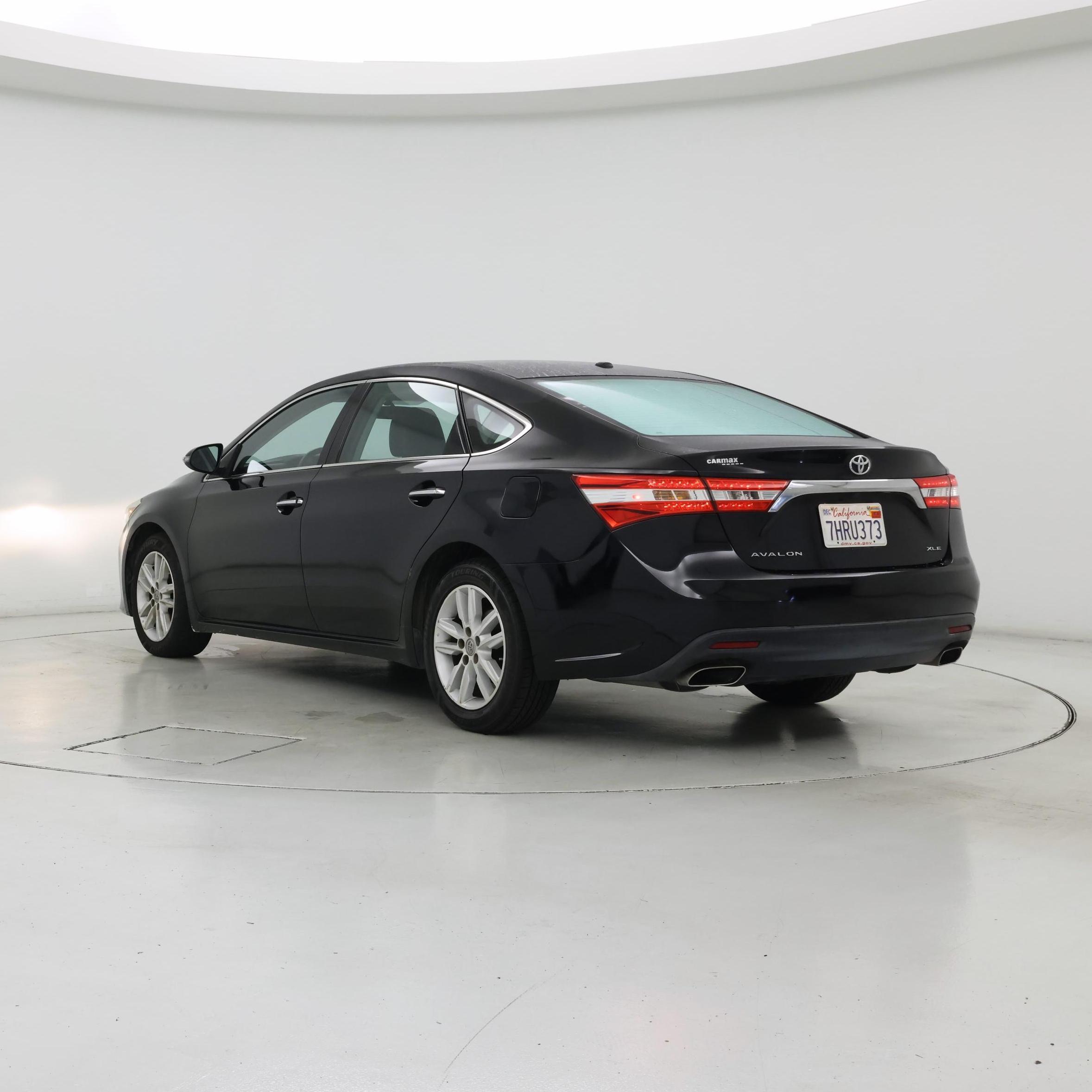 Thumbnail: 2015 Toyota Avalon - 2