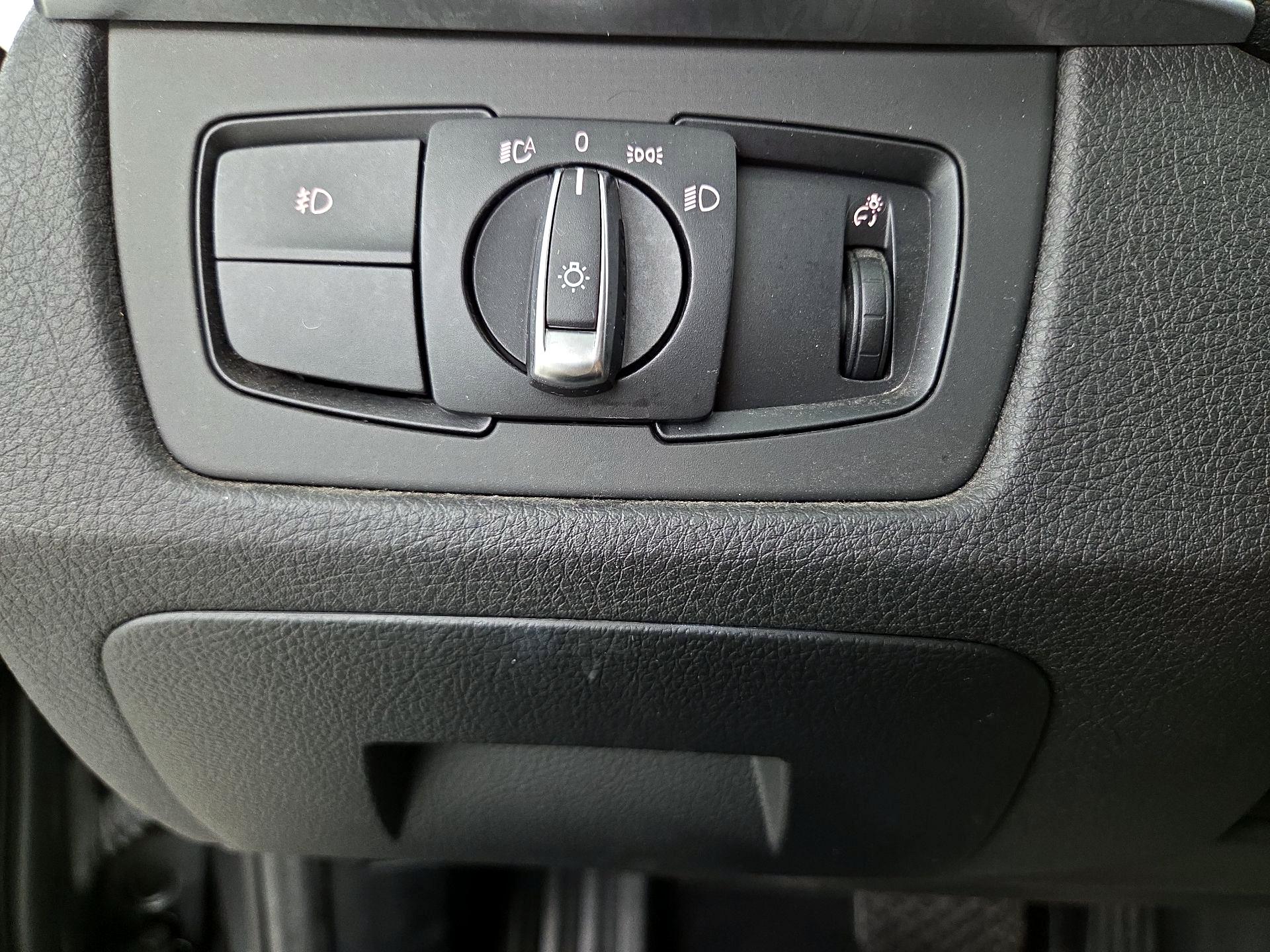 Thumbnail: 2015 BMW 3 Series - 13