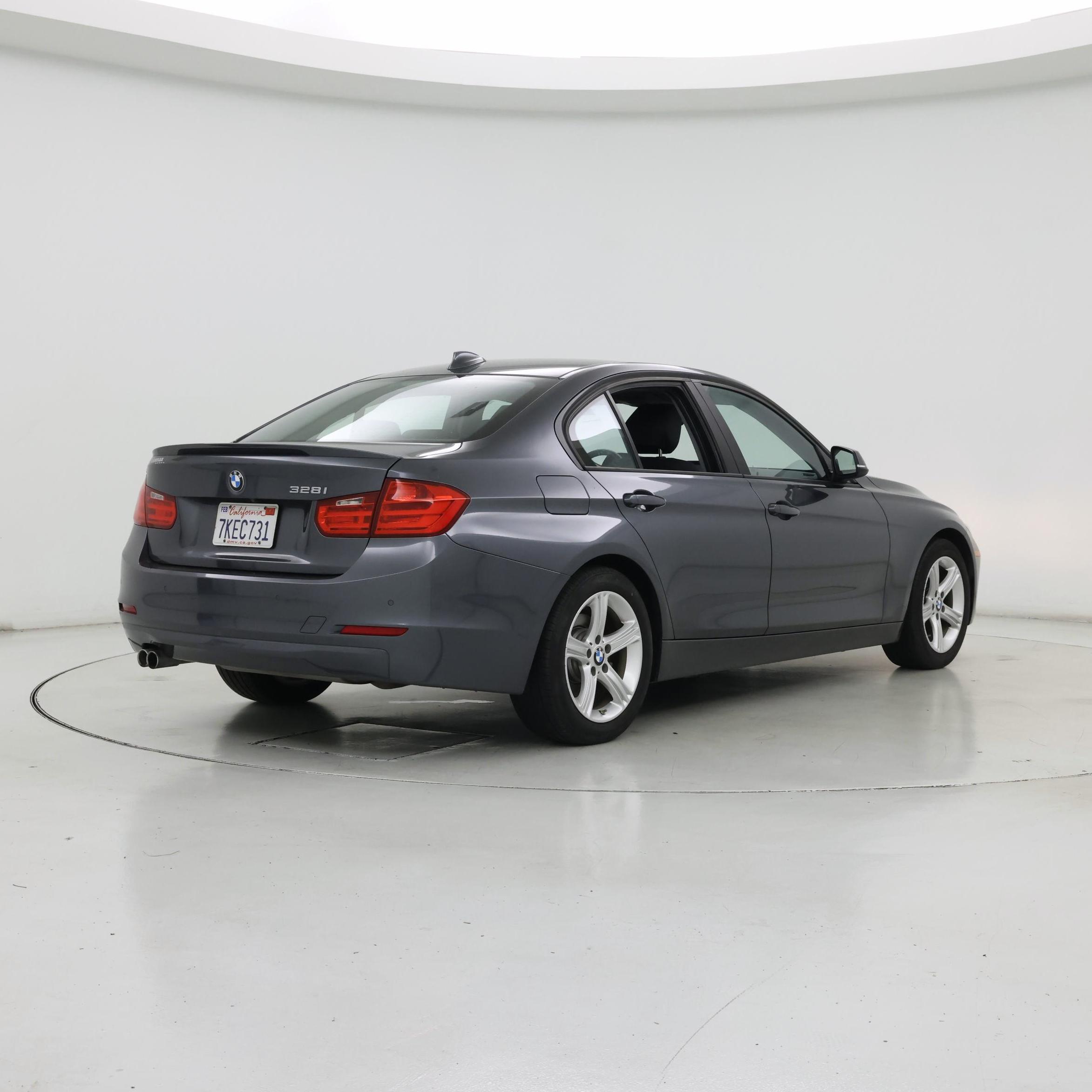 Thumbnail: 2015 BMW 3 Series - 8