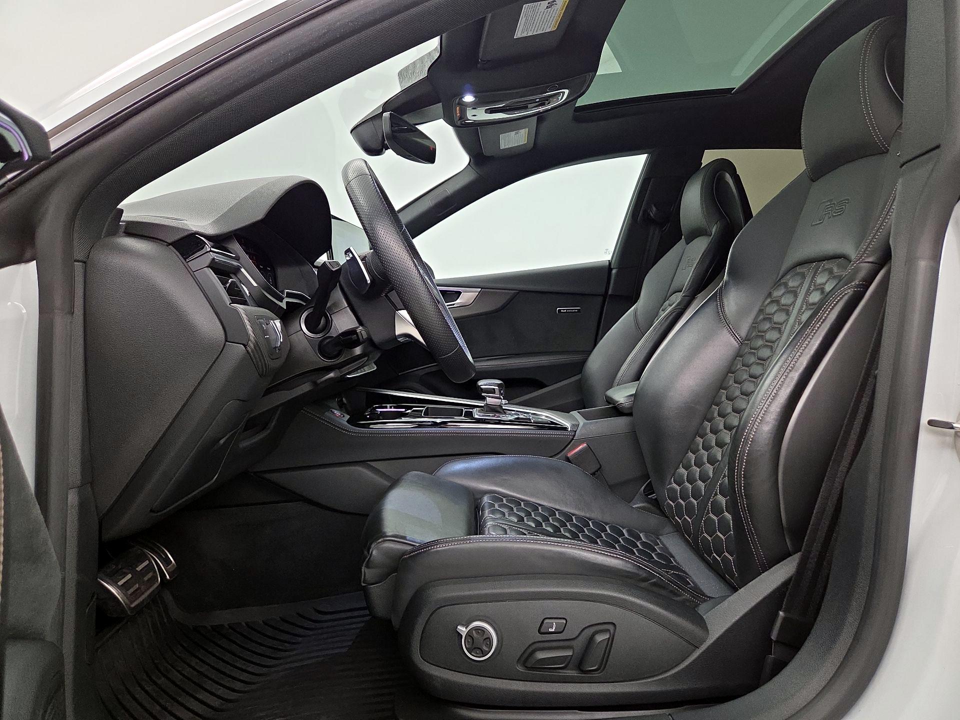 Thumbnail: 2022 Audi RS 5 - 11