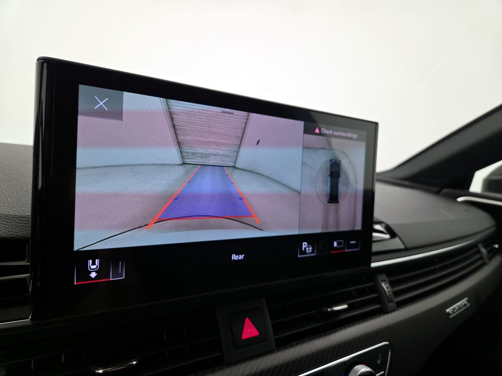 Thumbnail: 2022 Audi RS 5 - 15