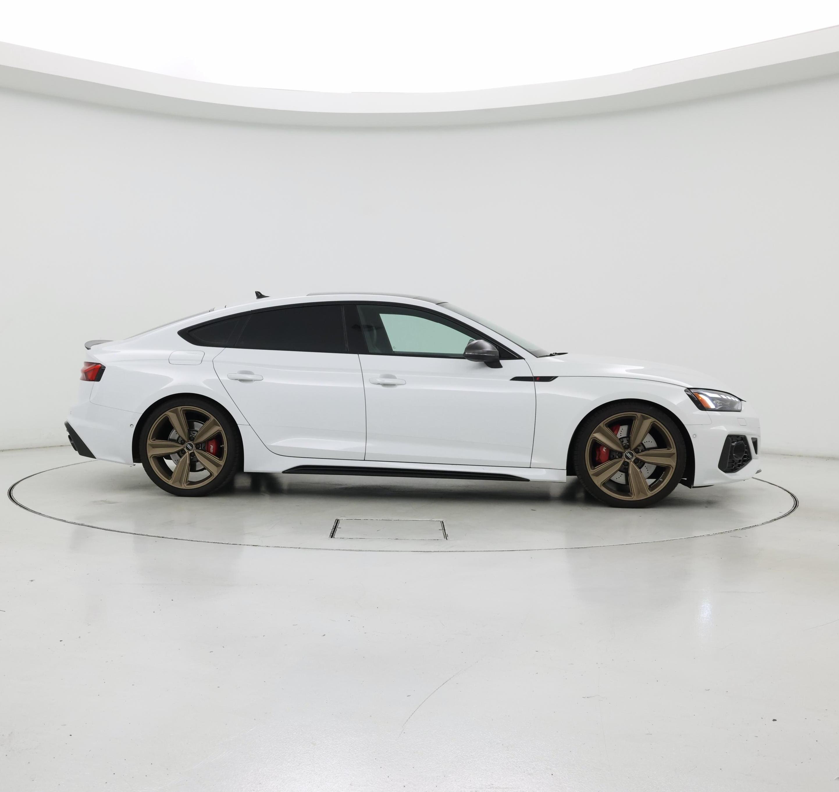 Thumbnail: 2022 Audi RS 5 - 7