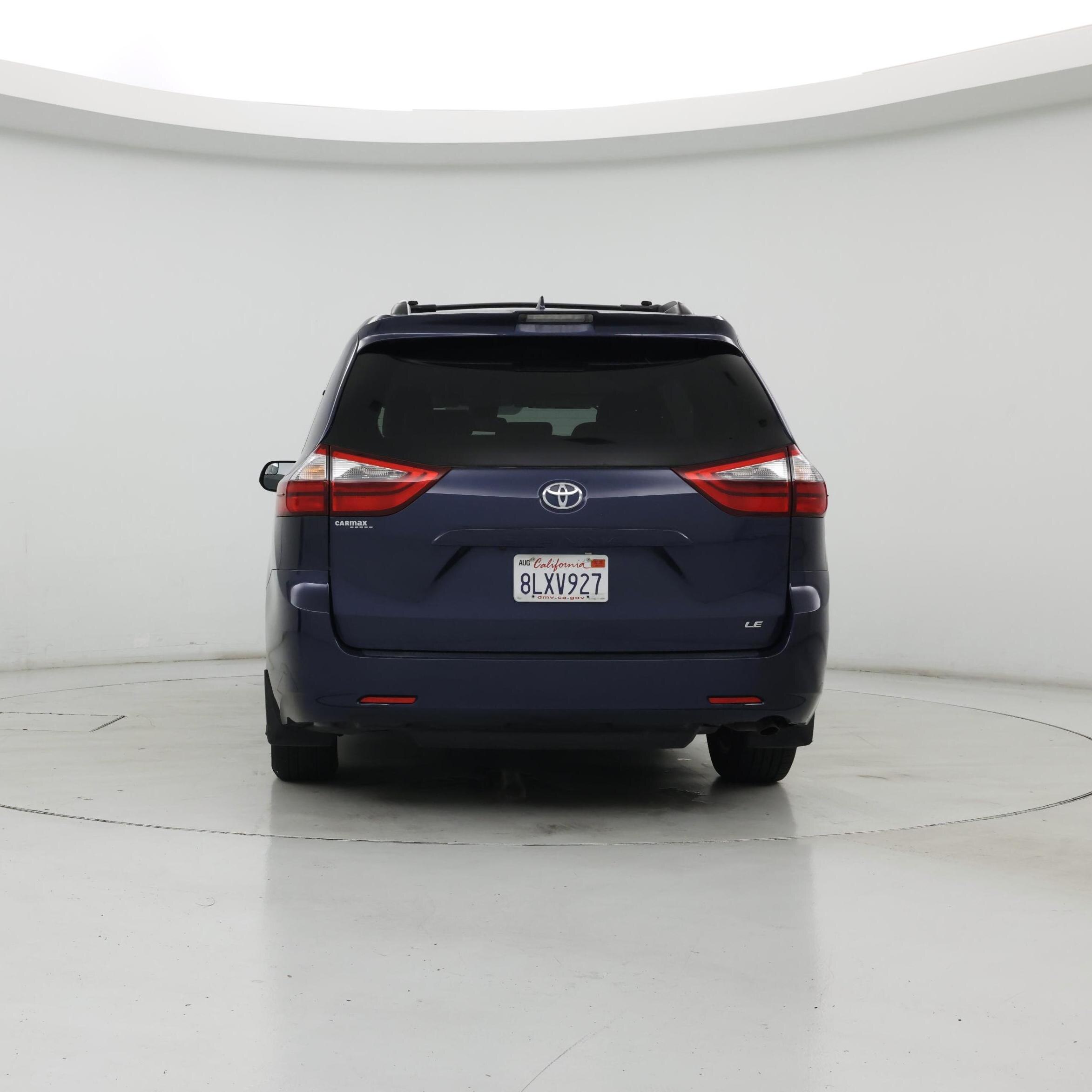 Thumbnail: 2020 Toyota Sienna - 6