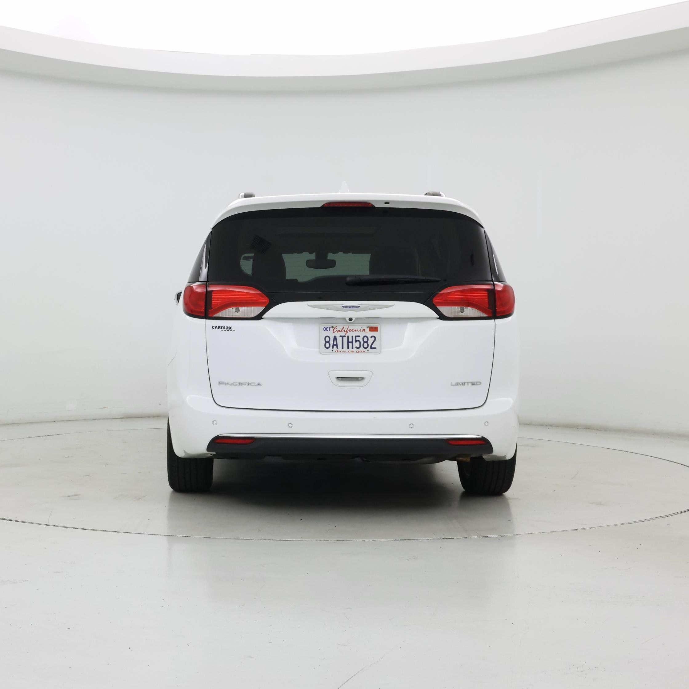 Thumbnail: 2018 Chrysler Pacifica - 6