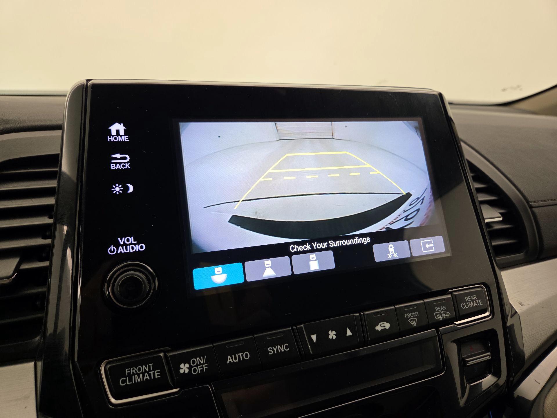 Thumbnail: 2019 Honda Odyssey - 15