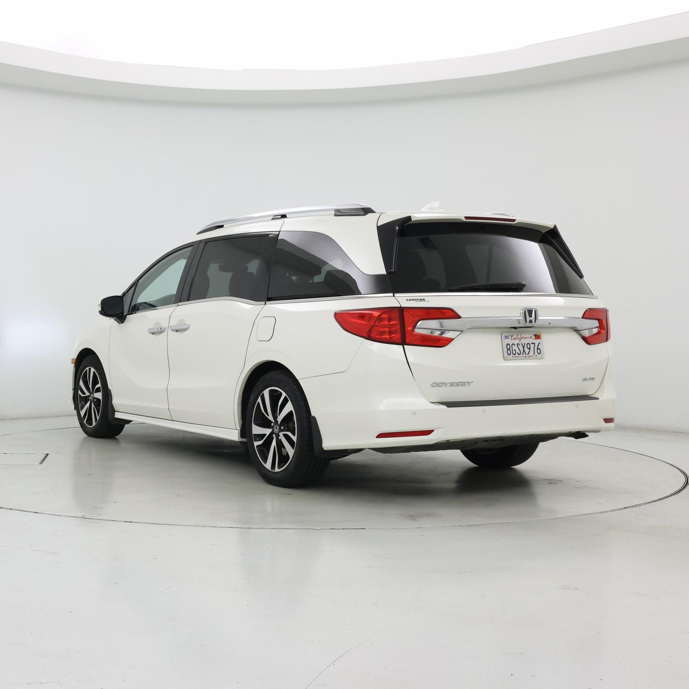 Thumbnail: 2019 Honda Odyssey - 2