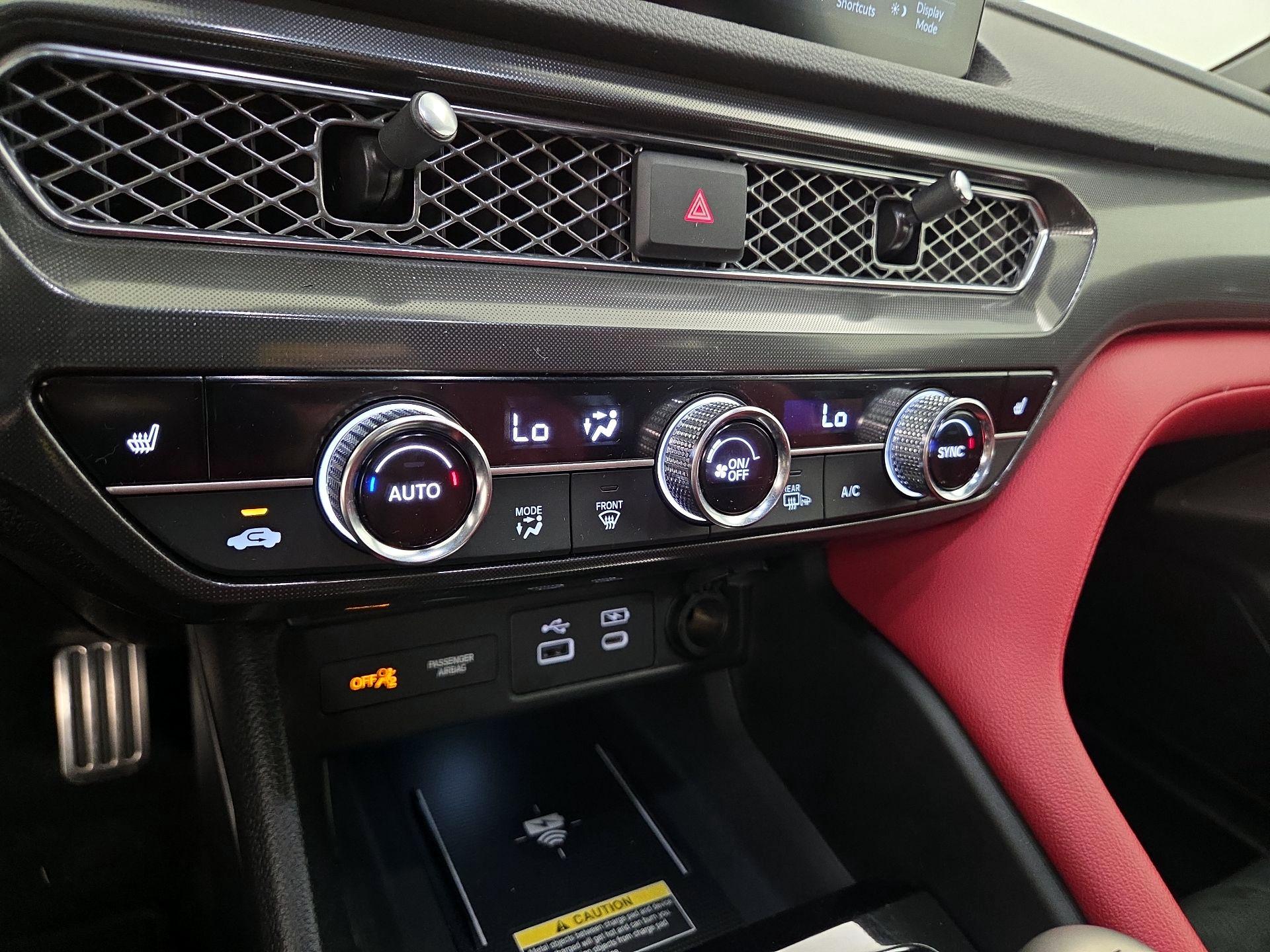 Thumbnail: 2024 Acura Integra - 16