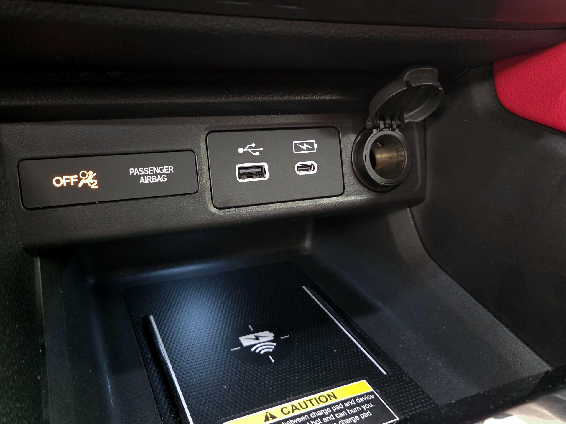 Thumbnail: 2024 Acura Integra - 18