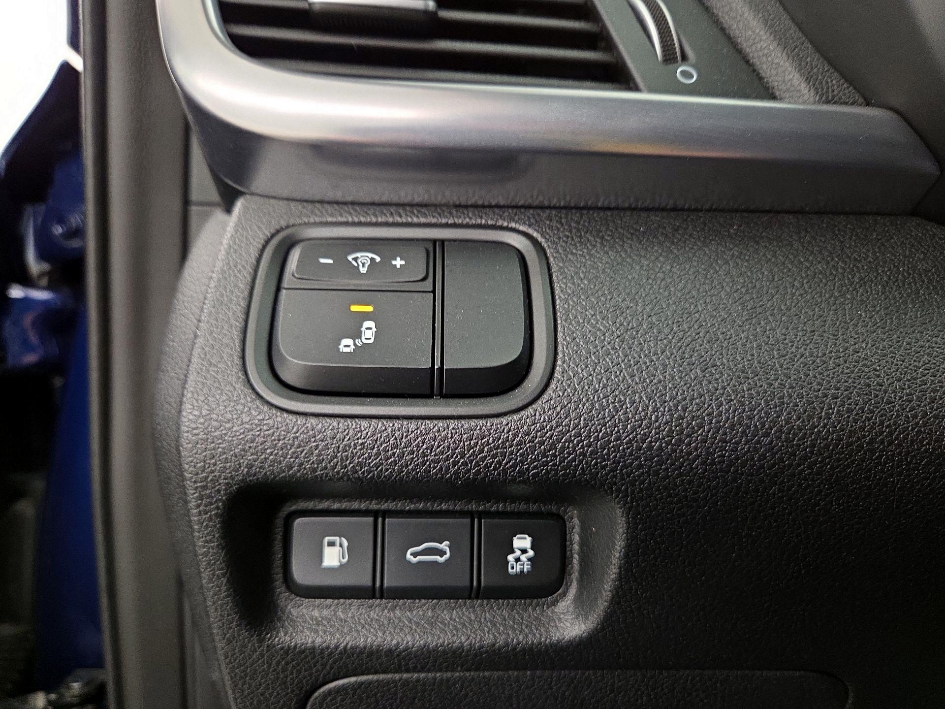 Thumbnail: 2016 Kia Optima - 13