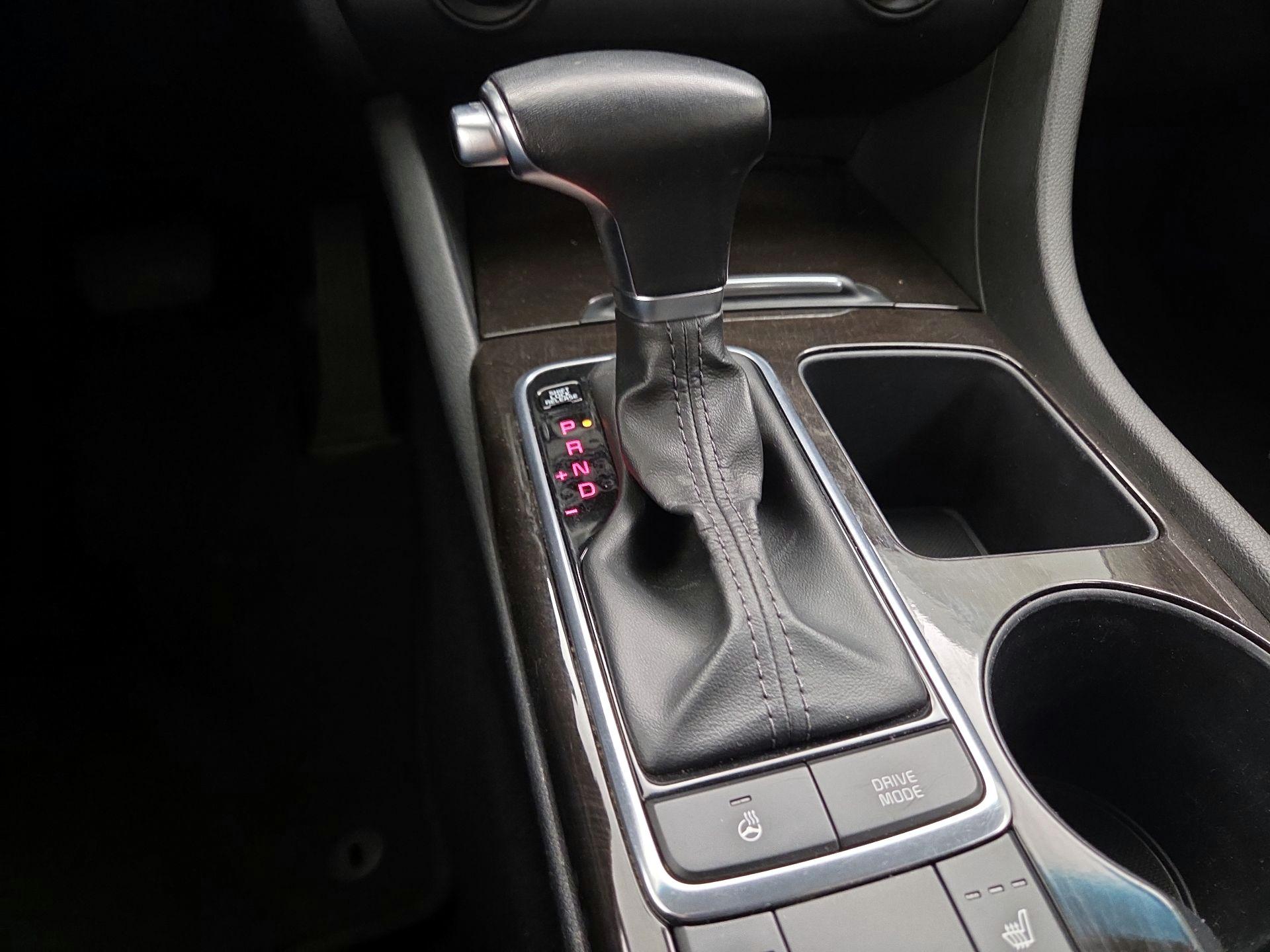 Thumbnail: 2016 Kia Optima - 18