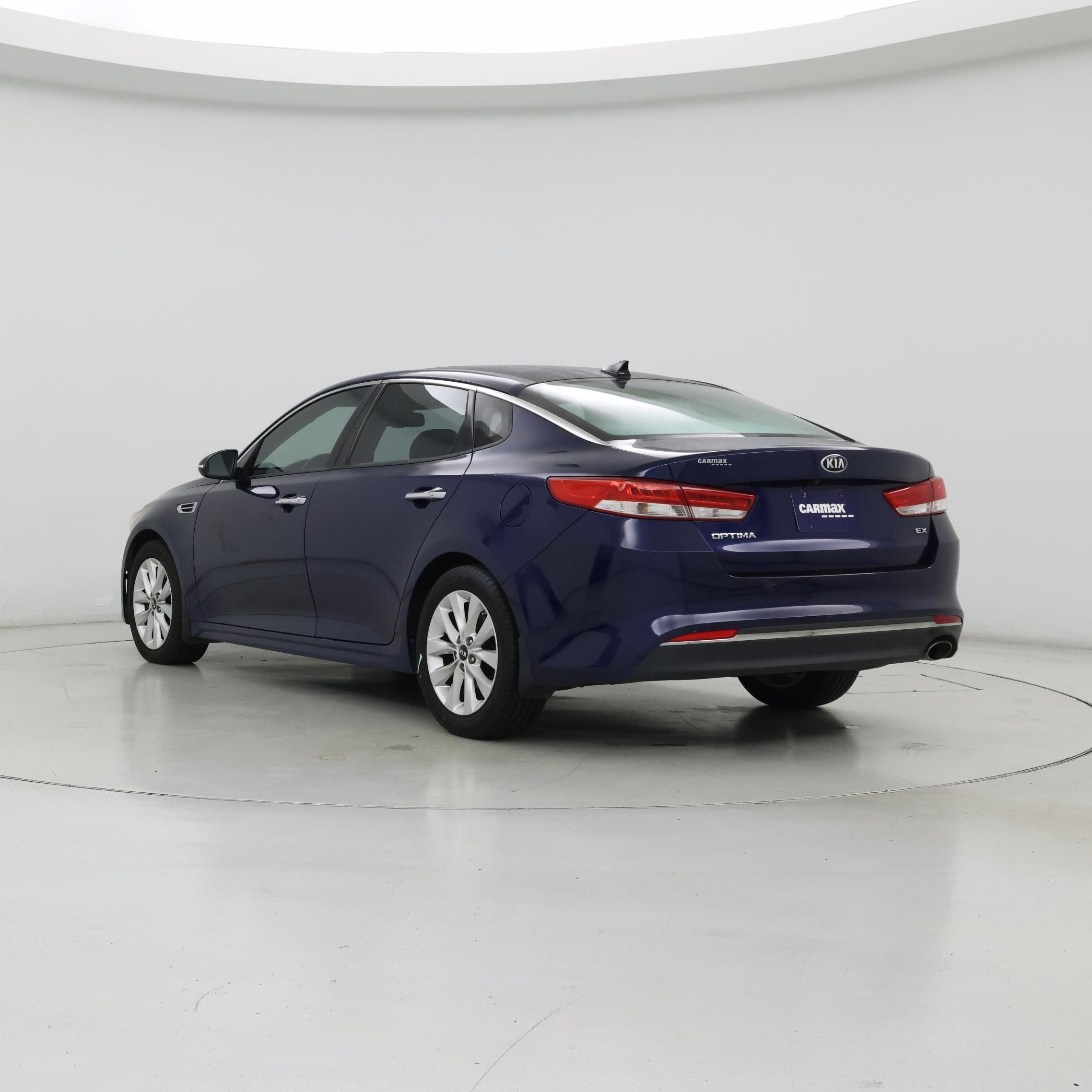 Thumbnail: 2016 Kia Optima - 2