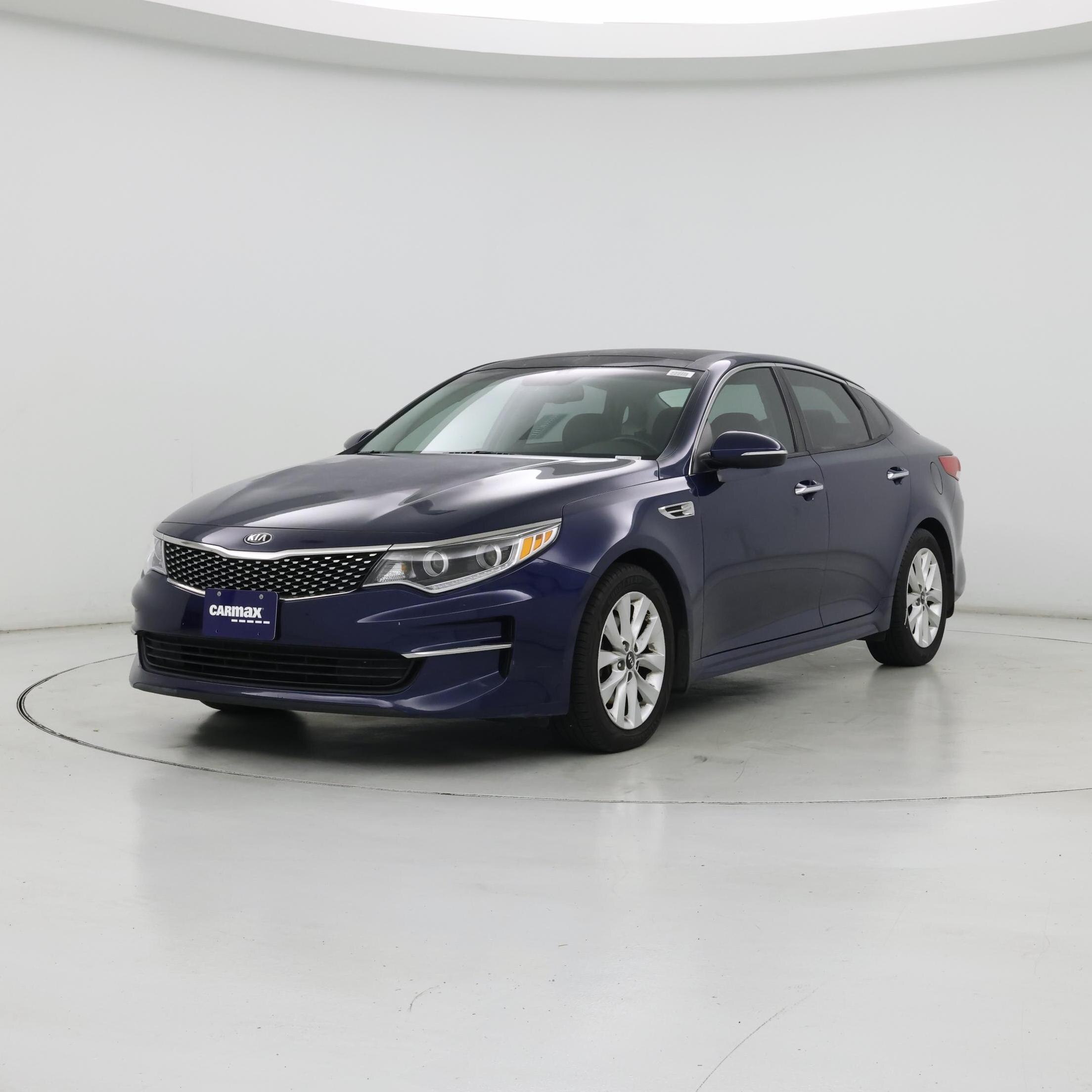Thumbnail: 2016 Kia Optima - 4
