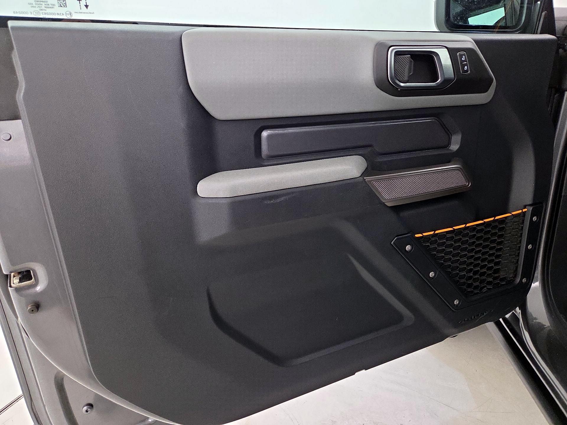 Thumbnail: 2022 Ford Bronco - 12