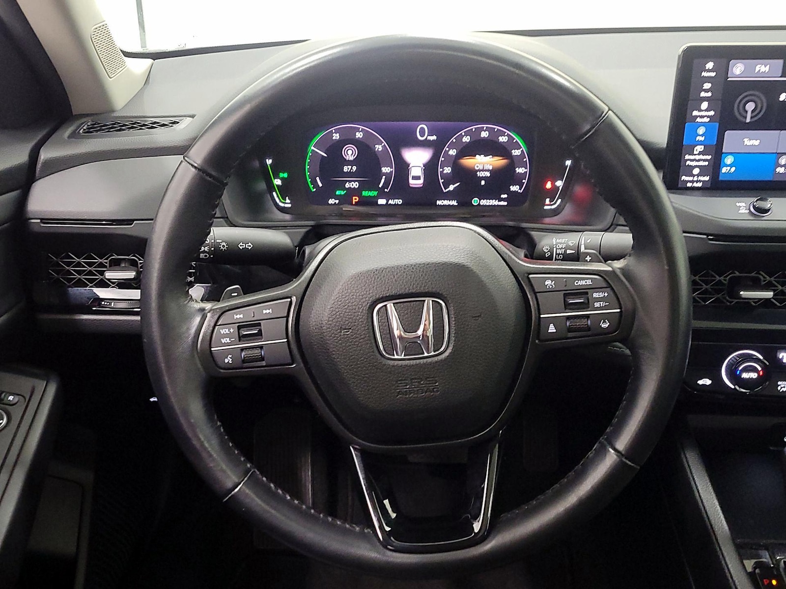 2023 Honda Accord Hybrid EX-L - Photo 11