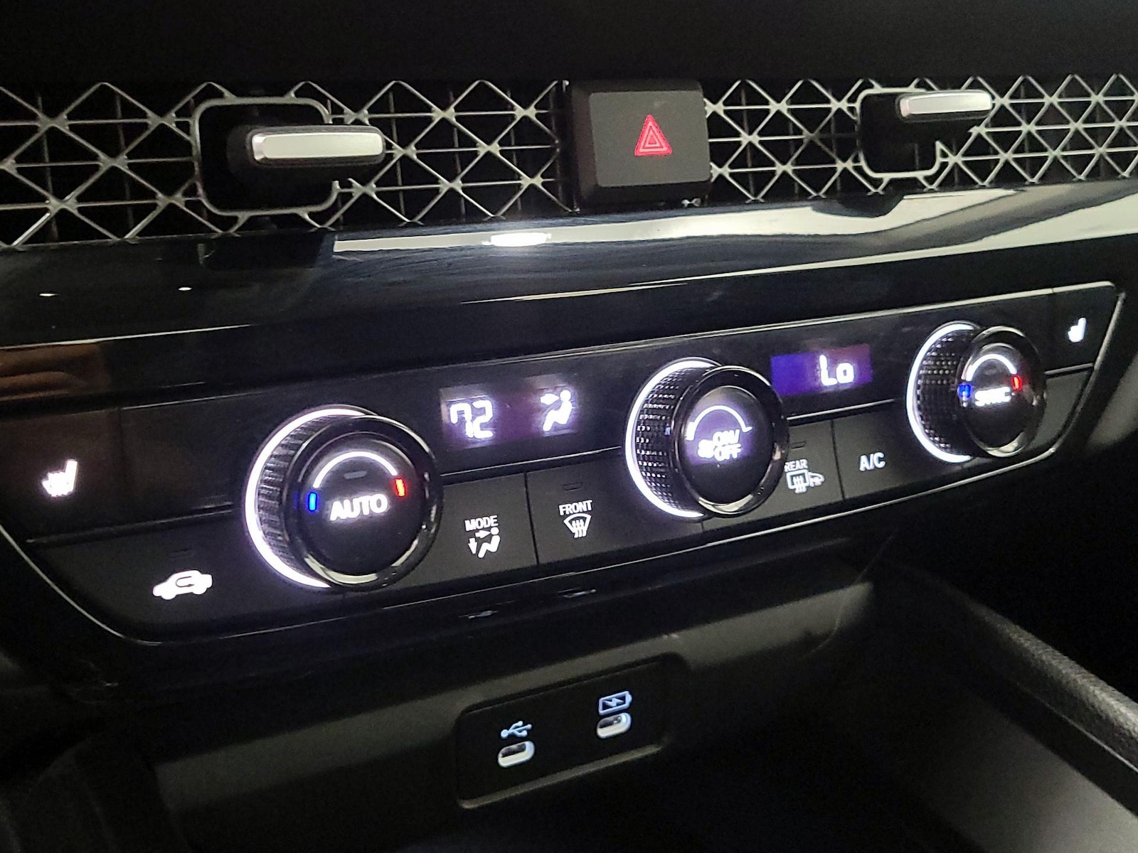 2023 Honda Accord Hybrid EX-L - Photo 16