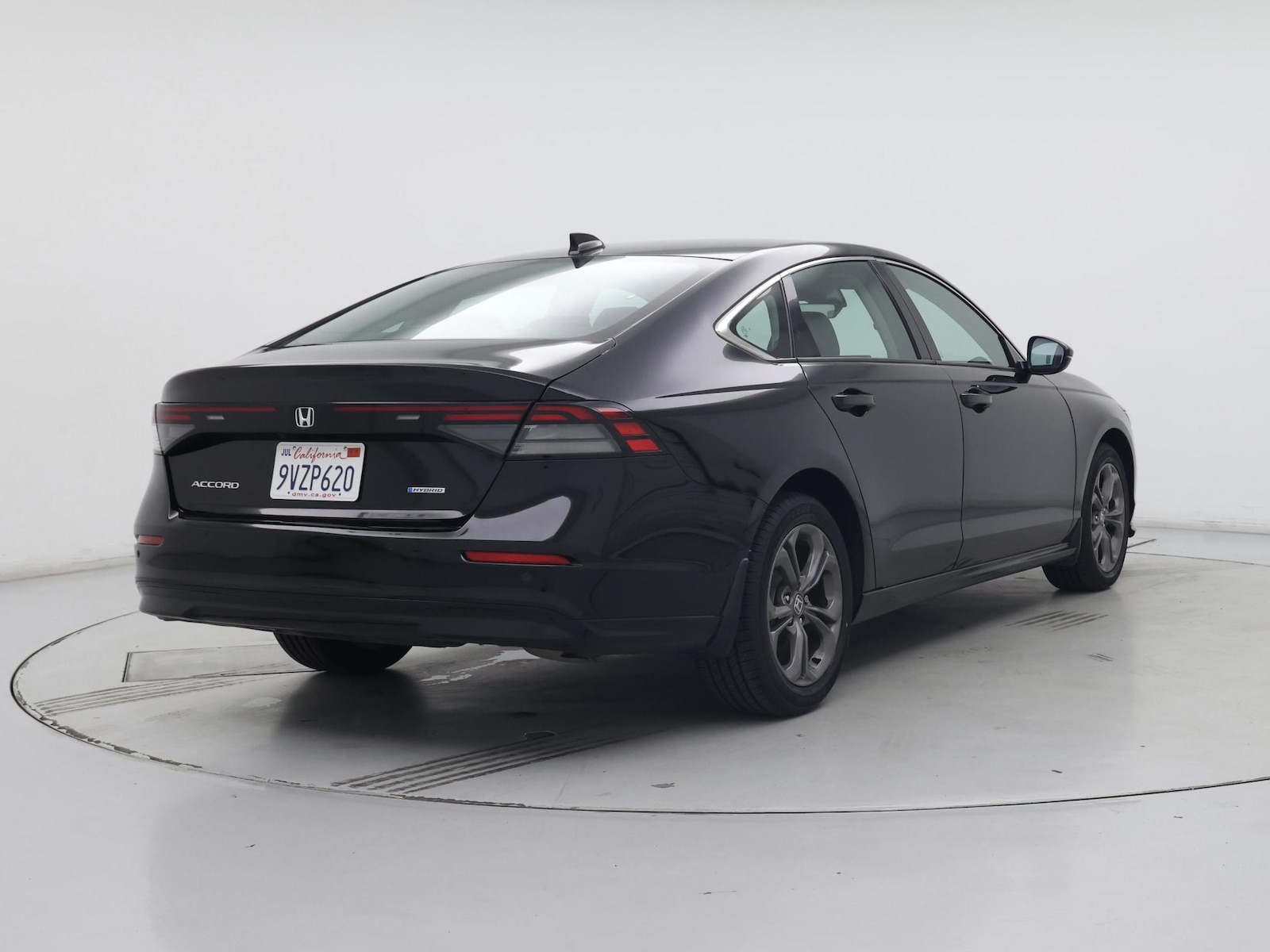 2023 Honda Accord Hybrid EX-L - Photo 9