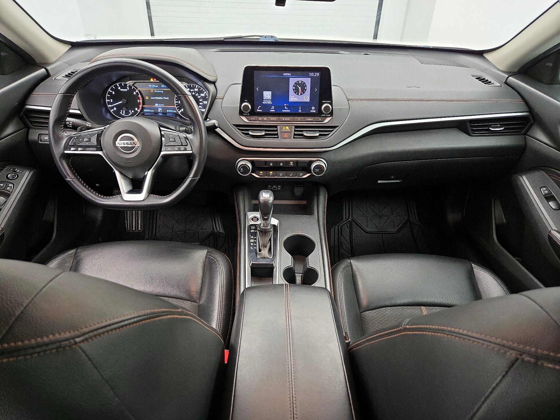 Thumbnail: 2020 Nissan Altima - 9