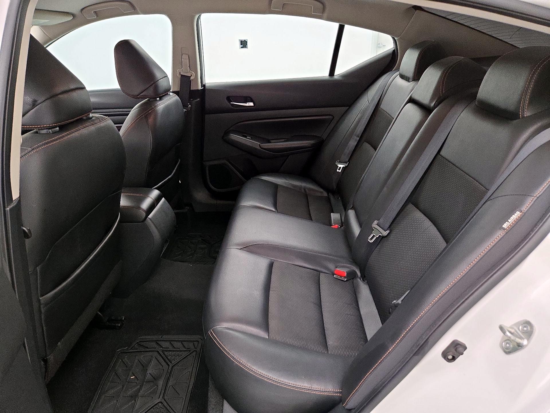 Thumbnail: 2020 Nissan Altima - 19