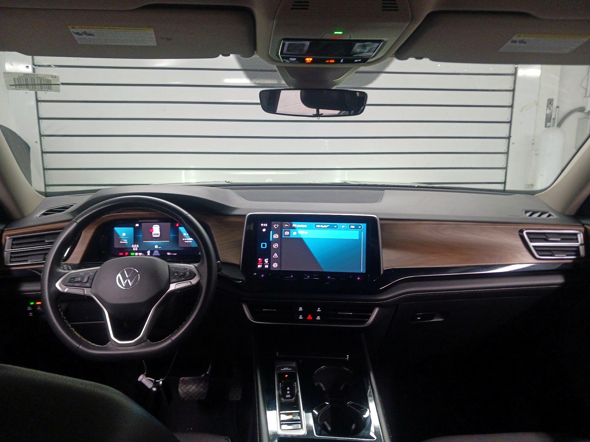 Thumbnail: 2024 Volkswagen Atlas - 9