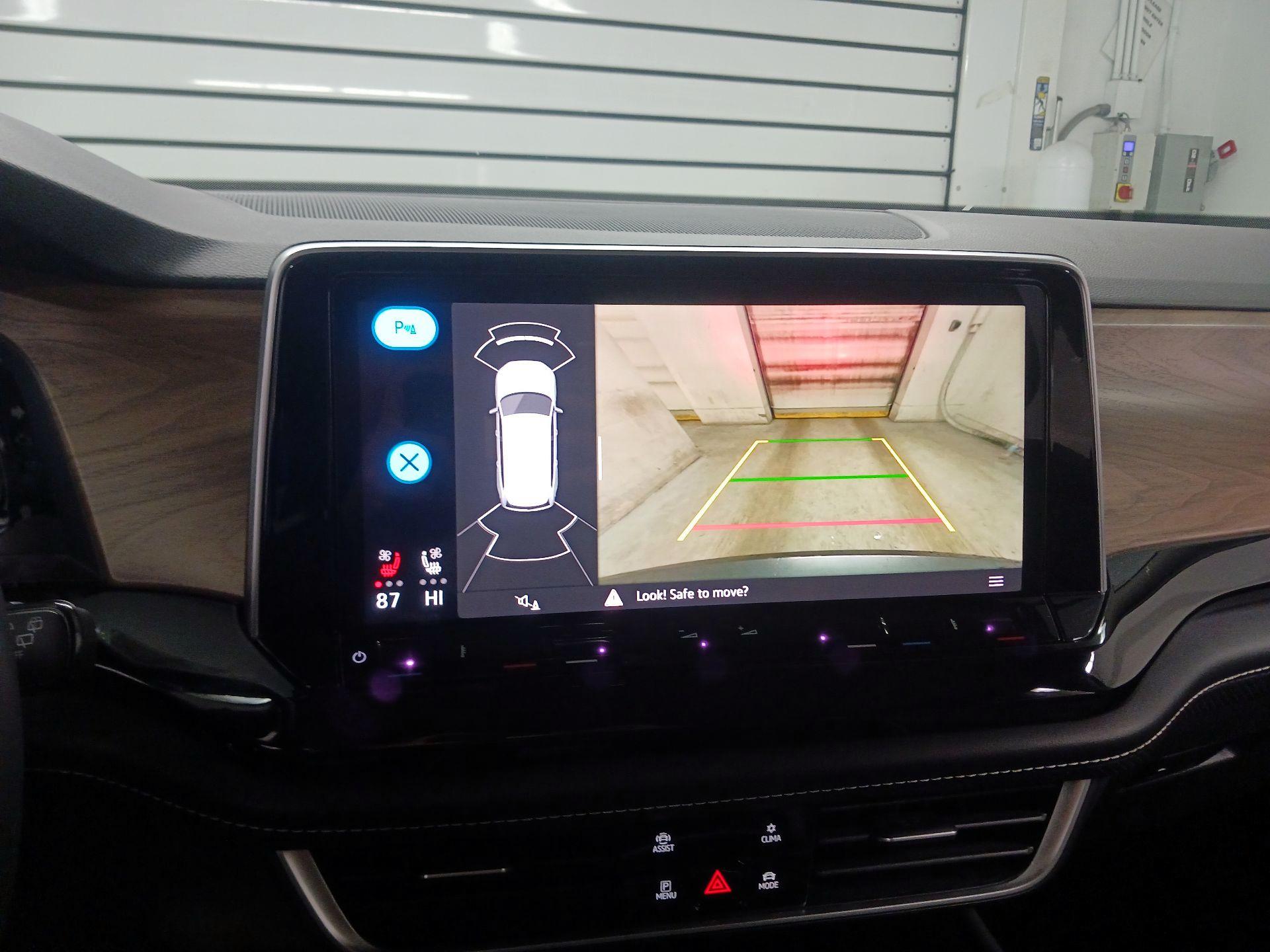 Thumbnail: 2024 Volkswagen Atlas - 13