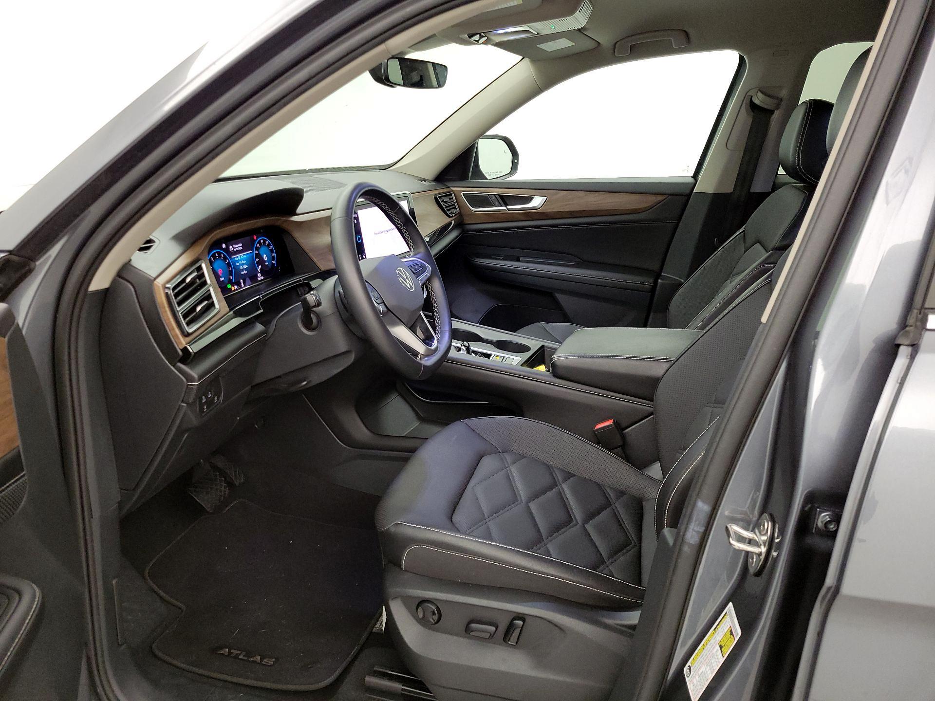 Thumbnail: 2024 Volkswagen Atlas - 11