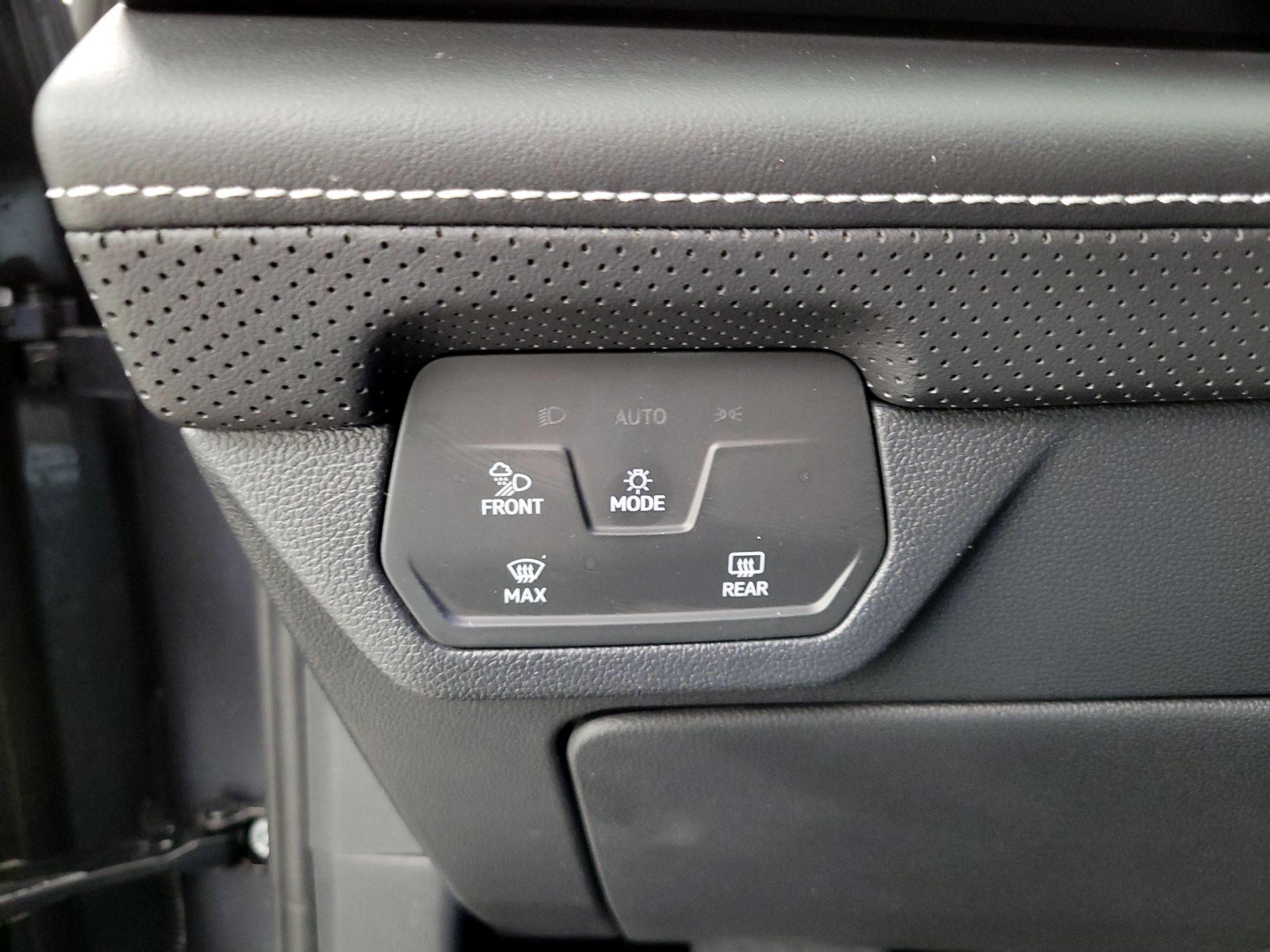 Thumbnail: 2024 Volkswagen Atlas - 13