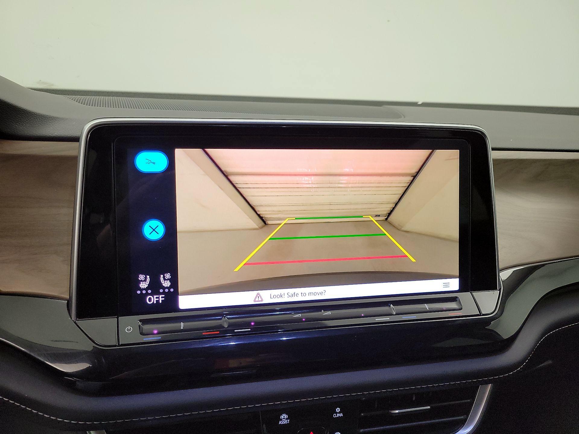 Thumbnail: 2024 Volkswagen Atlas - 14