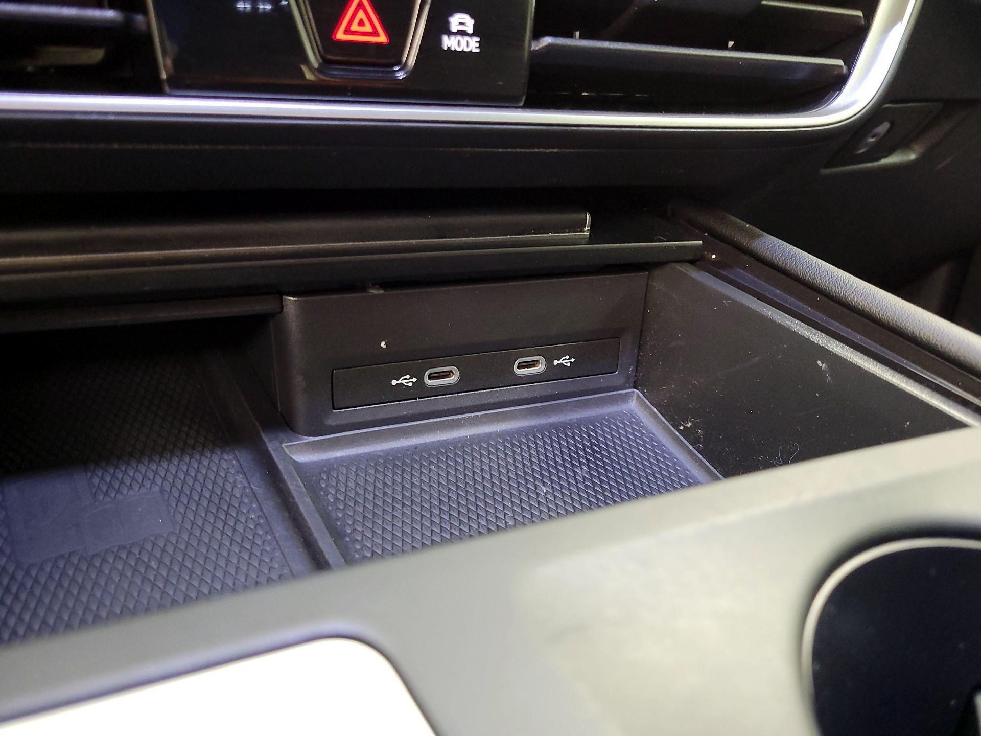 Thumbnail: 2024 Volkswagen Atlas - 18