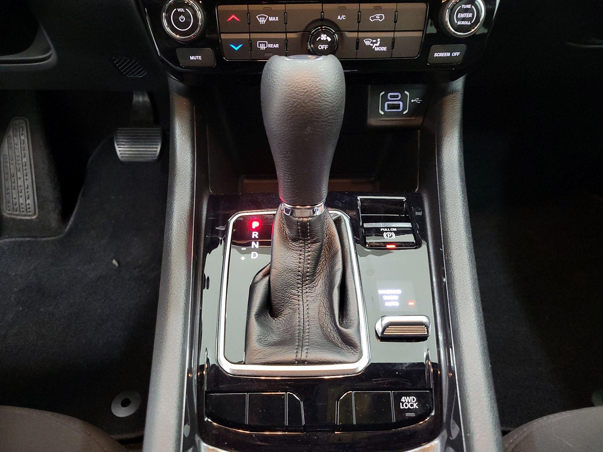 Thumbnail: 2023 Jeep Compass - 17