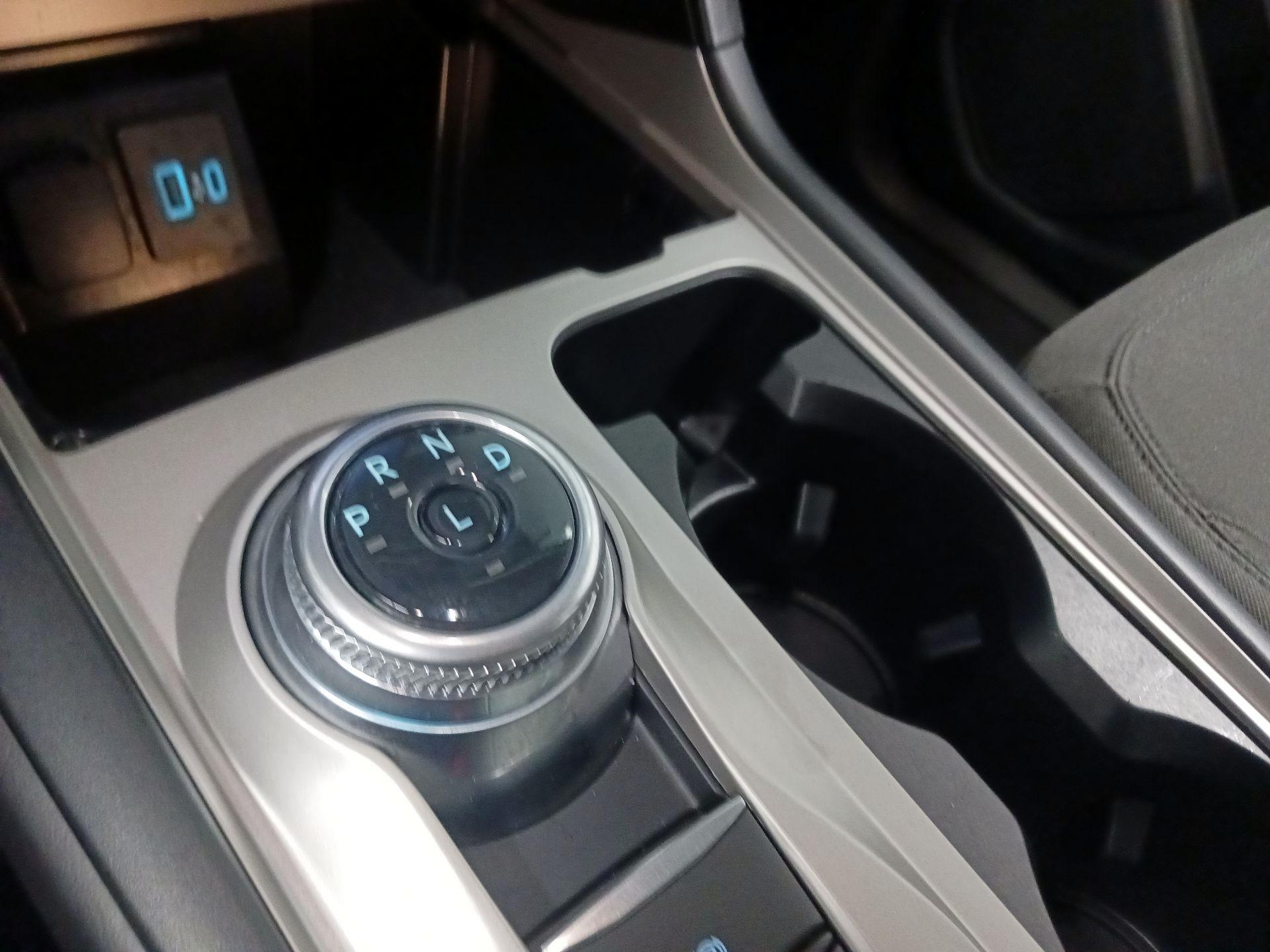 Thumbnail: 2024 Ford Explorer - 16