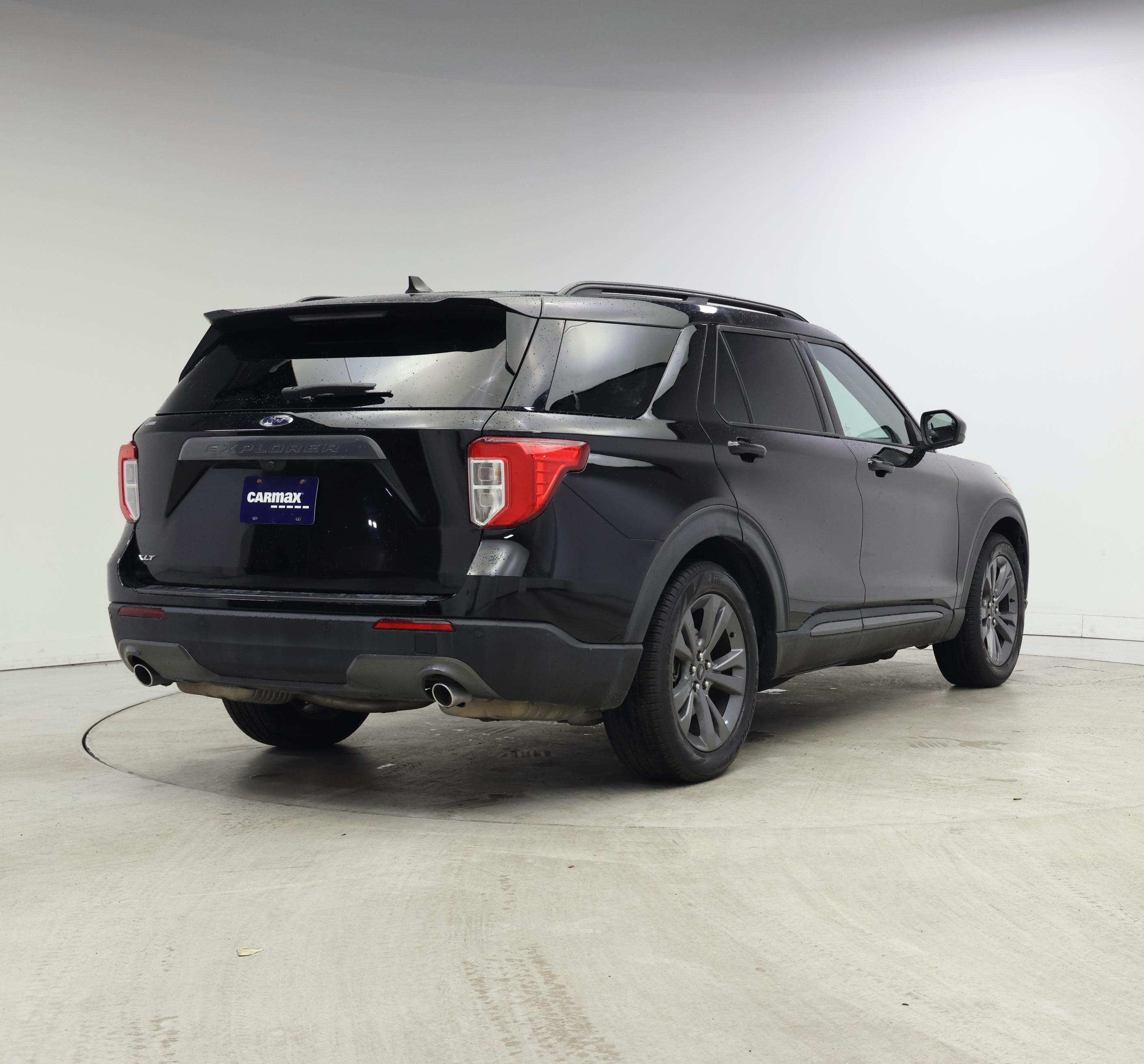 Thumbnail: 2023 Ford Explorer - 8