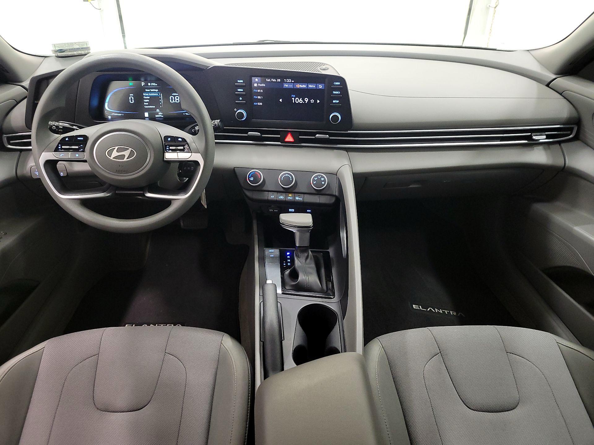 Thumbnail: 2025 Hyundai Elantra - 9