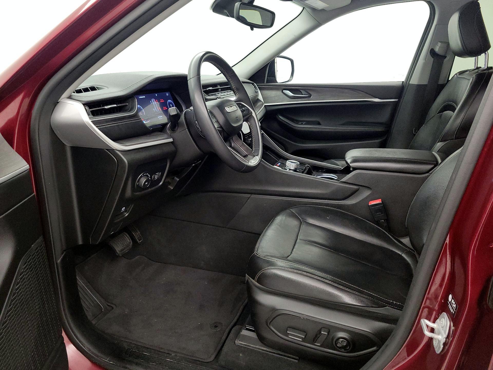 Thumbnail: 2023 Jeep Grand Cherokee - 11