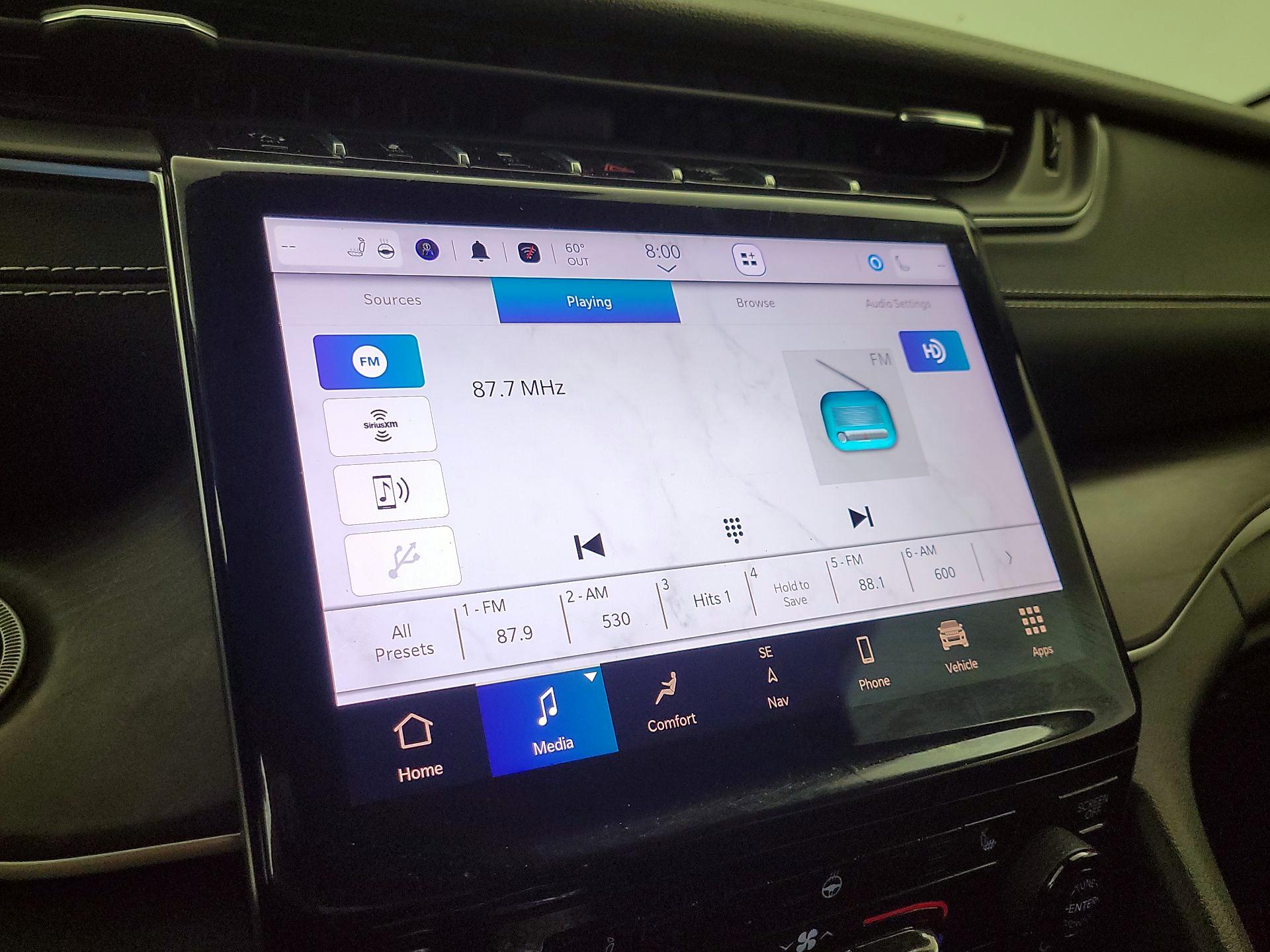 Thumbnail: 2023 Jeep Grand Cherokee - 16