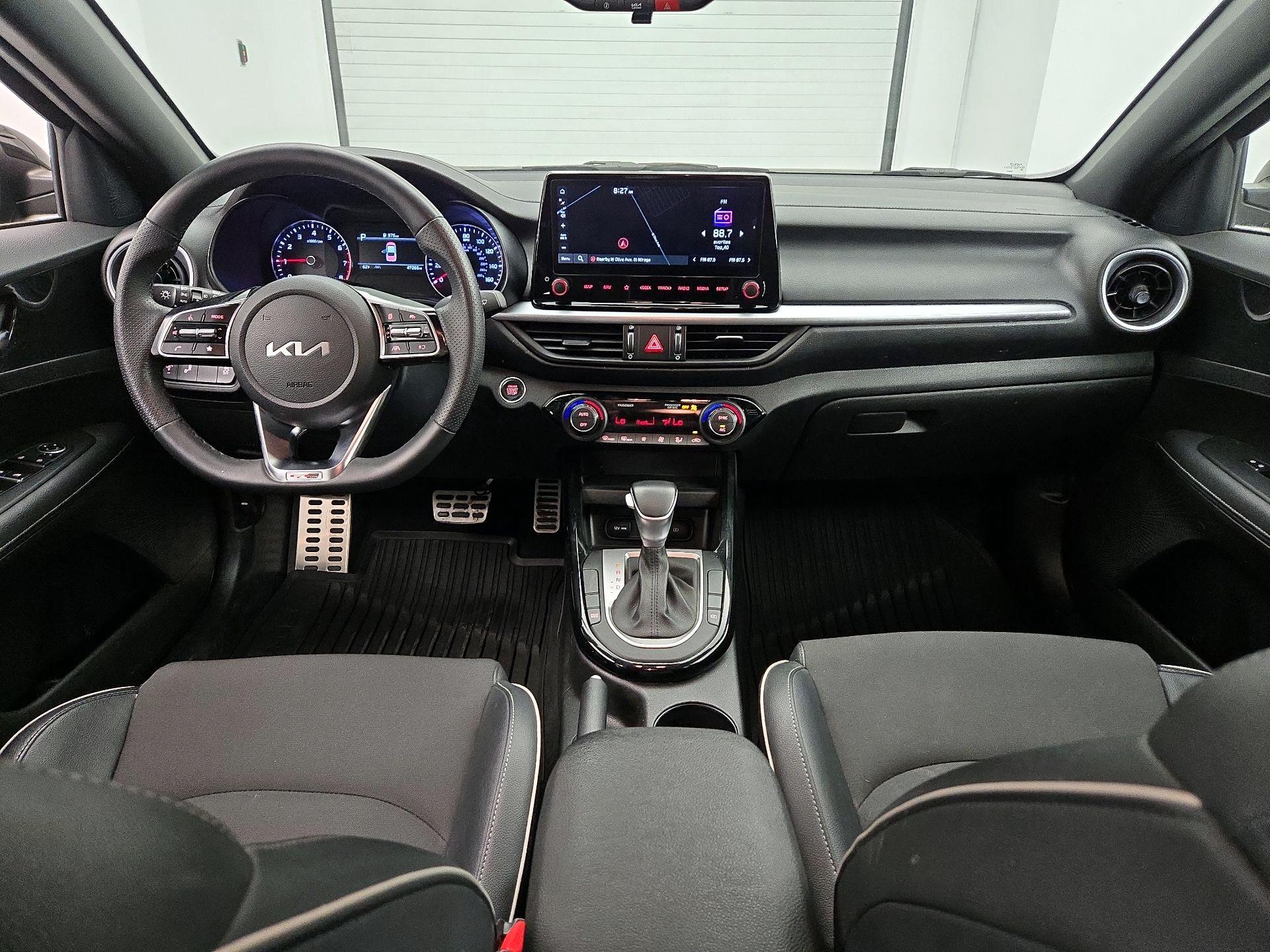 Thumbnail: 2023 Kia Forte - 9
