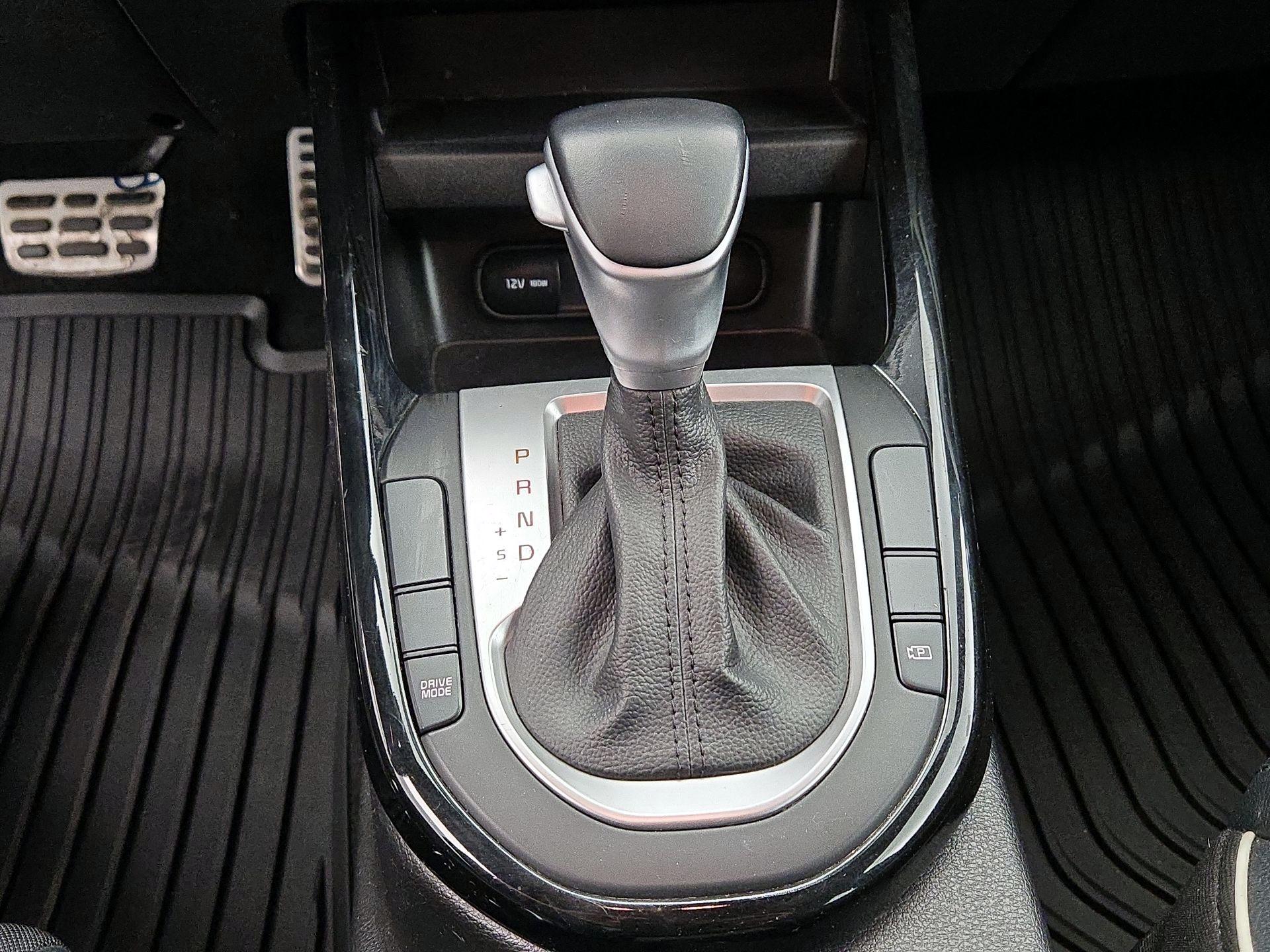Thumbnail: 2023 Kia Forte - 18