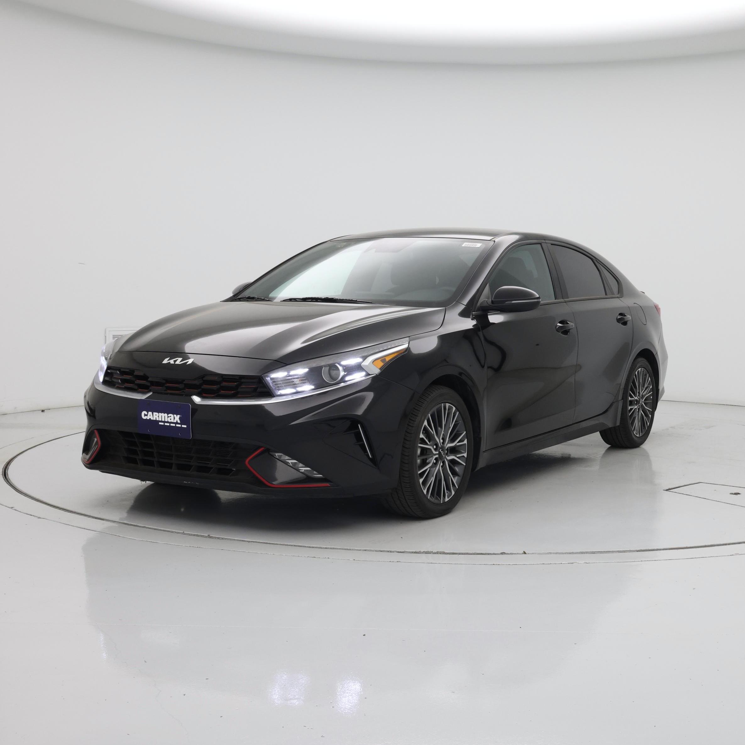 Thumbnail: 2023 Kia Forte - 4