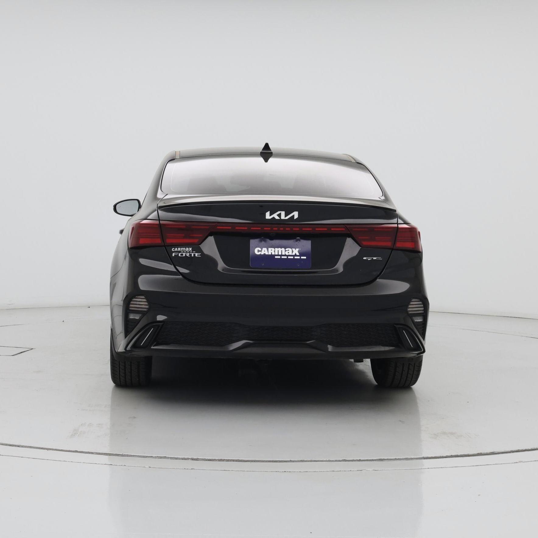 Thumbnail: 2023 Kia Forte - 6